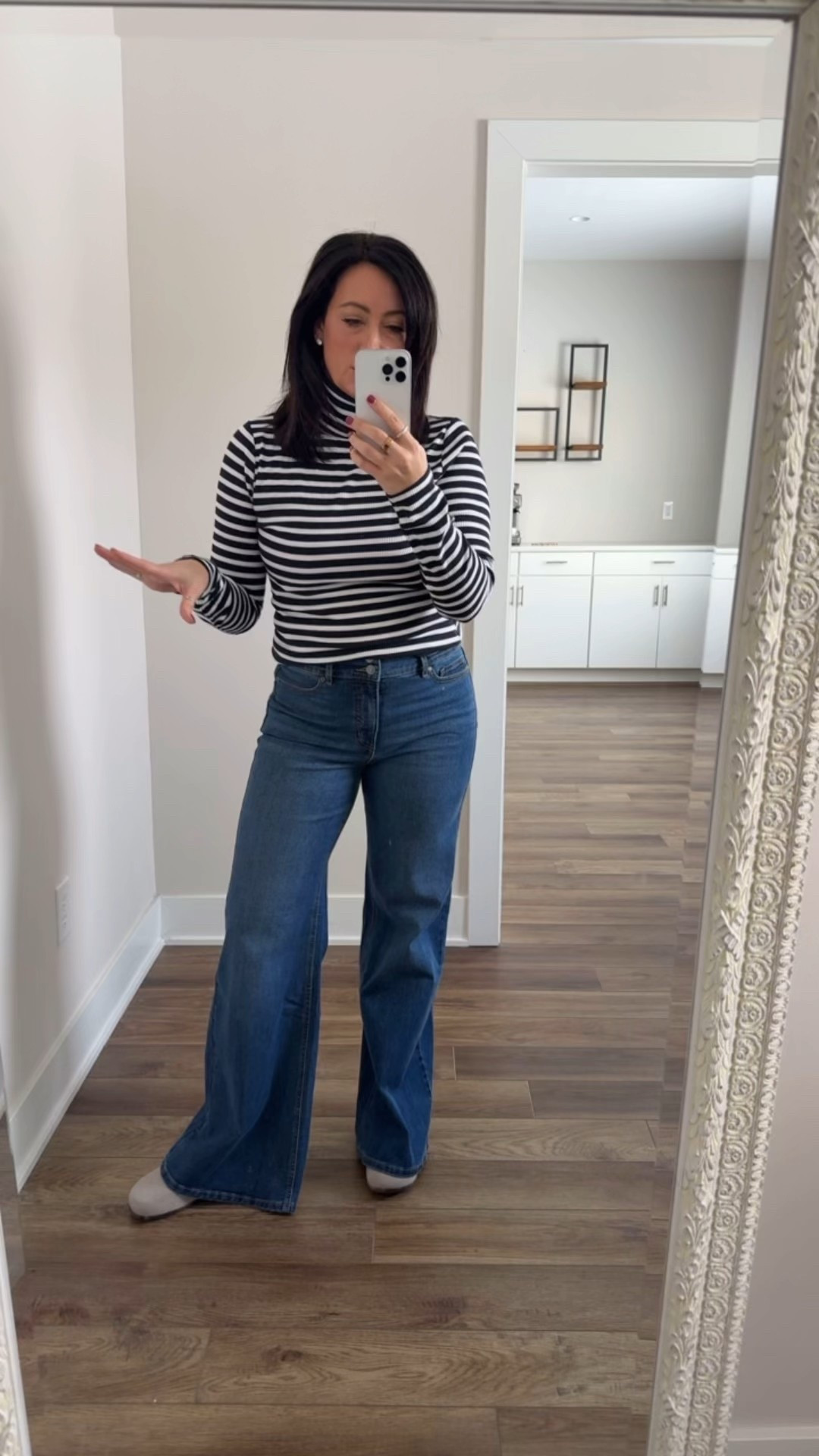 WALMART HAUL 
• medium top - true to size 
• size 6 denim 


#LTKootd #LTKFindsUnder50 #LTKHoliday