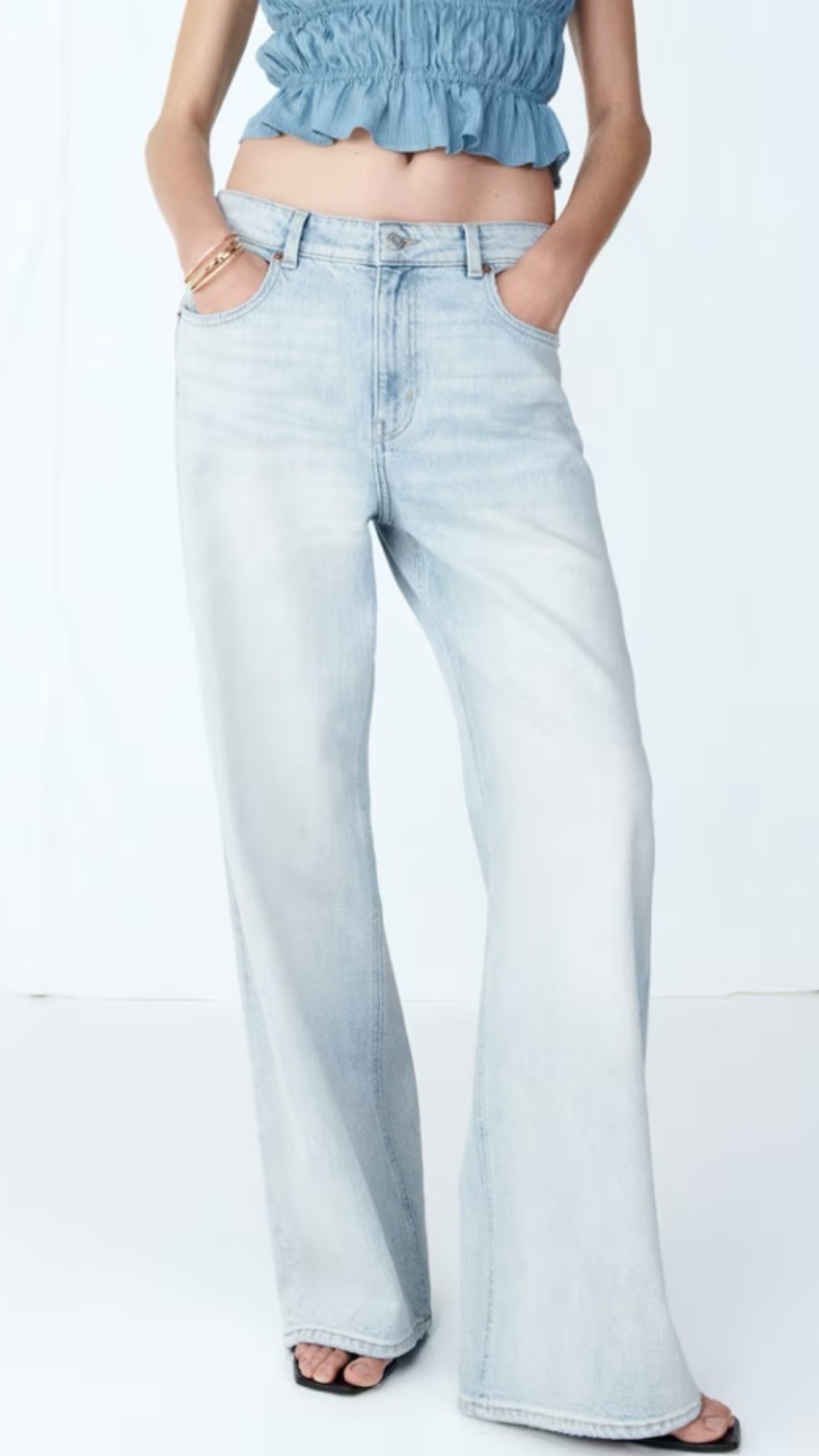 These jeans are perfect with sandals and a simple tank

#LTKootd #LTKgrwm