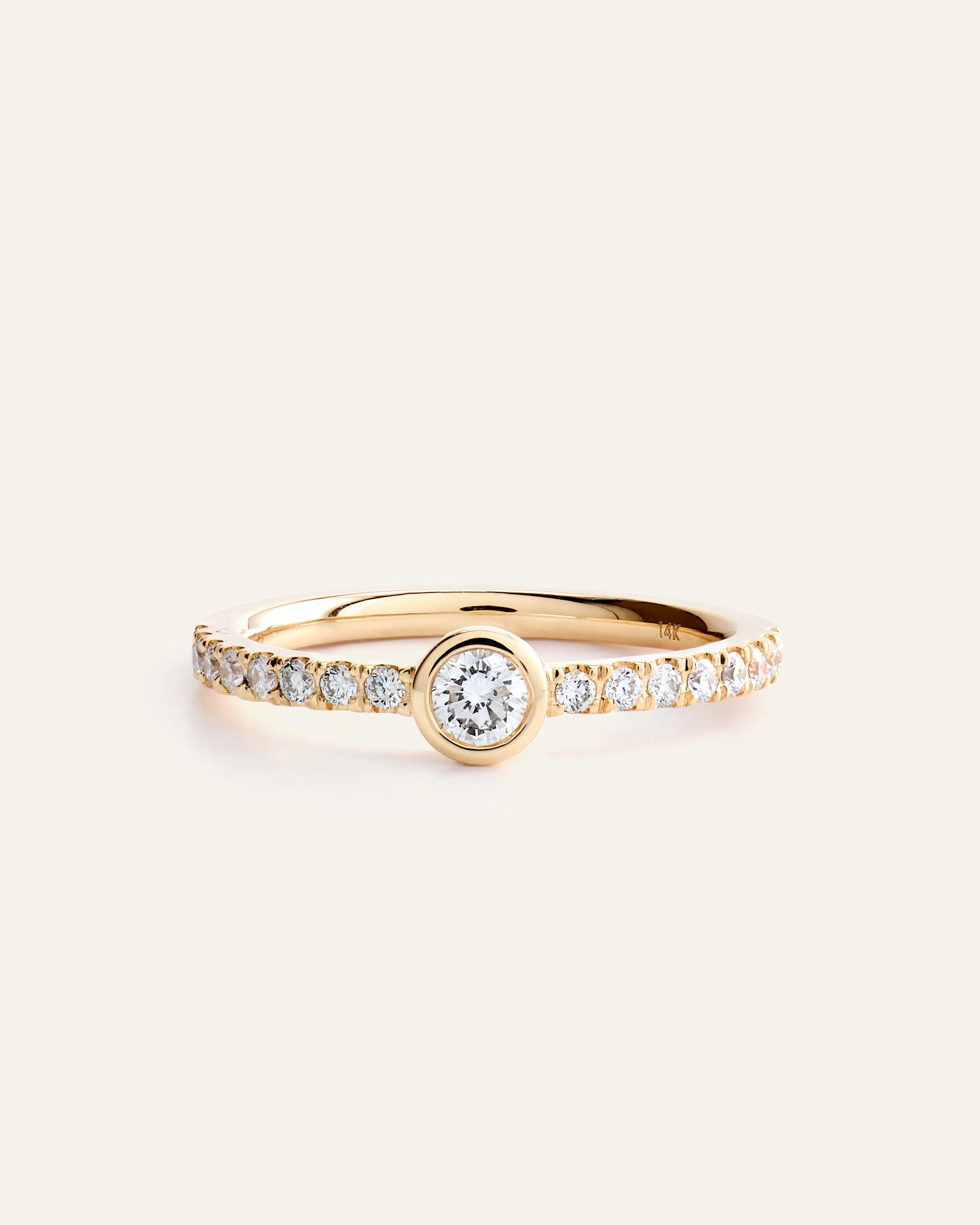14K Gold Lab Grown Diamond Round Bezel Pave Ring | Quince