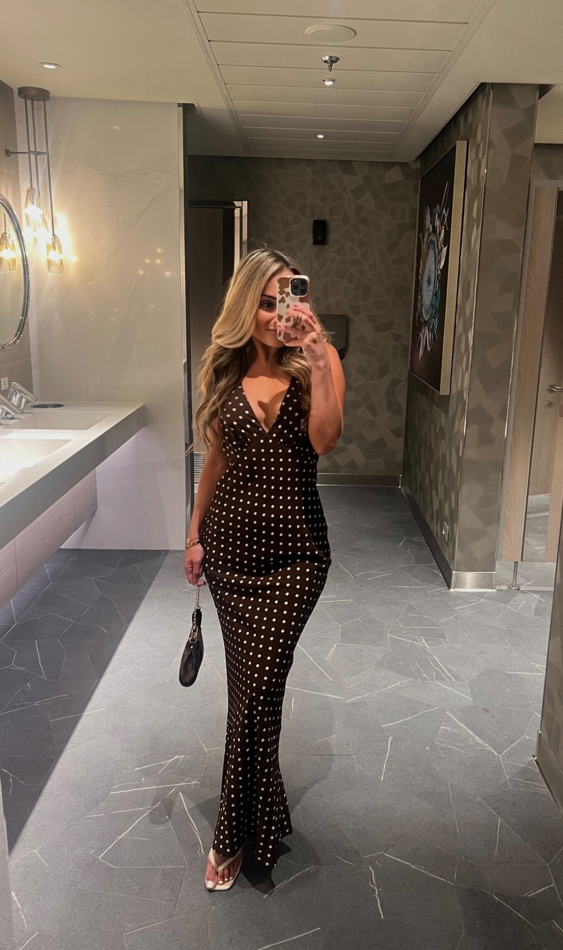 Princess Polly dress linked 🤎

#LTKSeasonal #LTKFindsUnder100 #LTKTravel