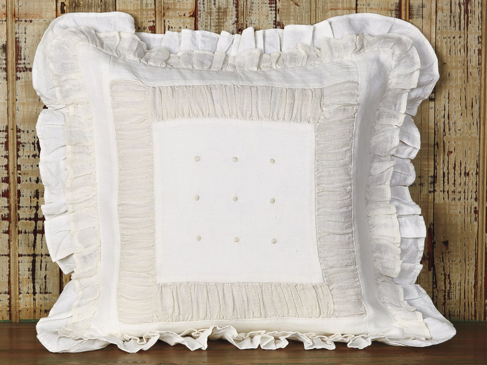 Decorative Ruffled Cushion

                                                            
        ... | Schweitzer Linen