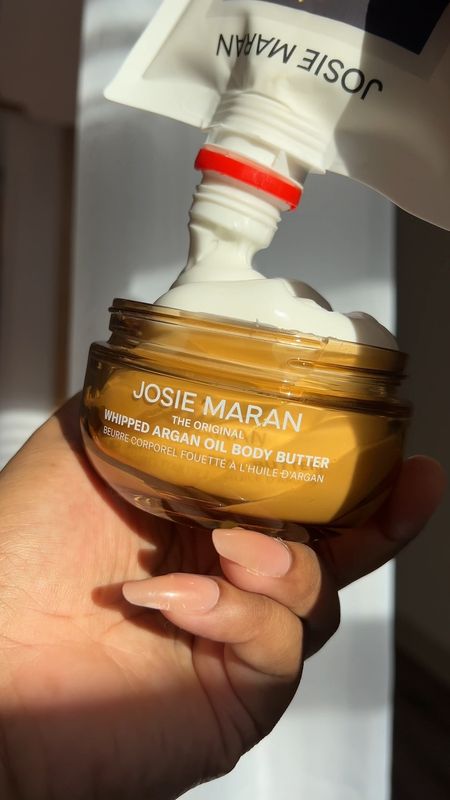 SUMMER GLOW ESSENTIALS: Josie Maran body butter ✨☁️ pairs perfectly with their sugar body scrub & is environment friendly! #summerglow #josiemaran

#LTKBeauty