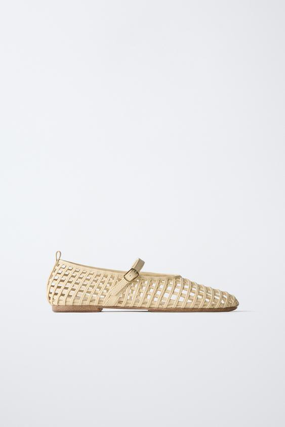 CUT-OUT BALLET FLATS | Zara US