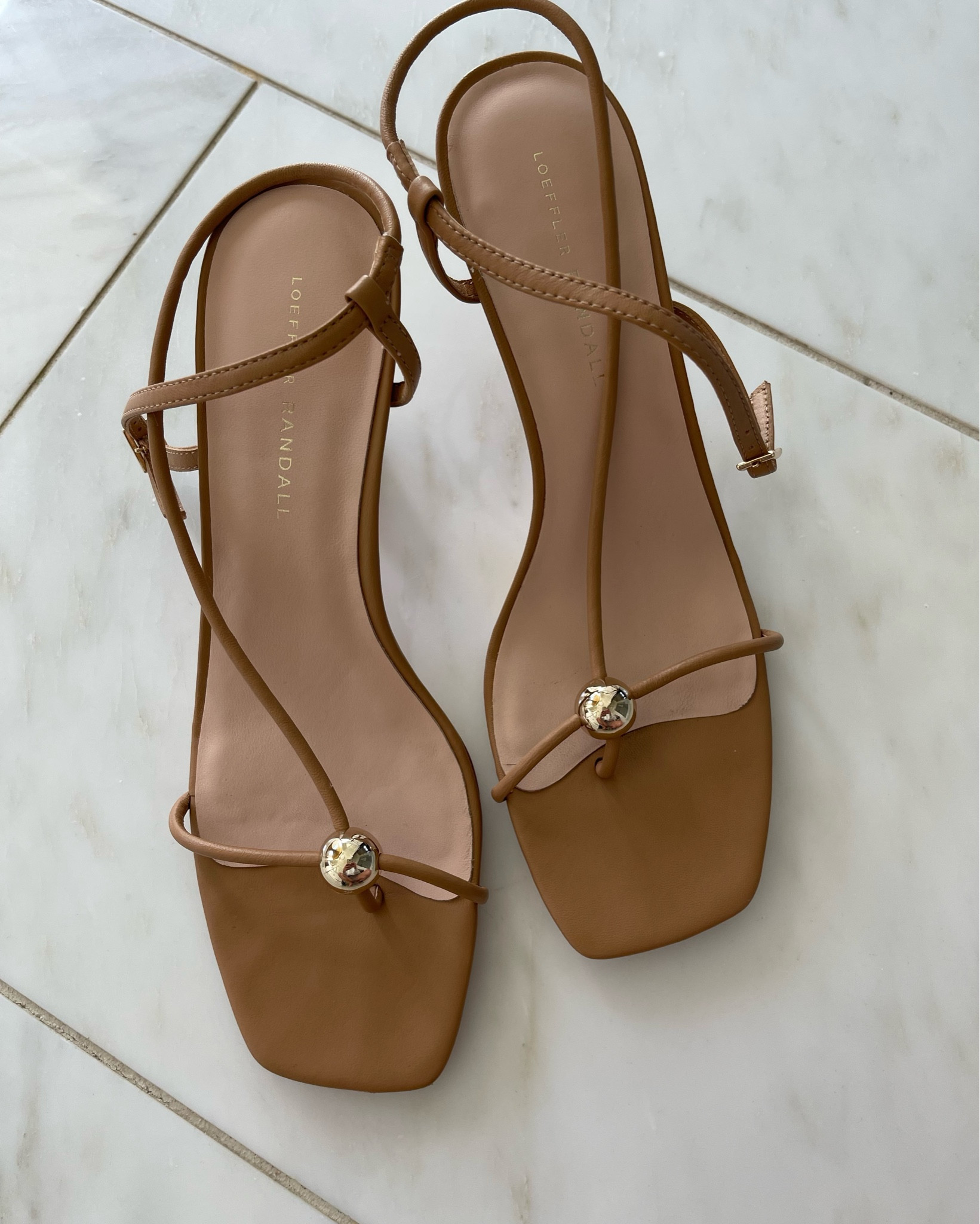 Neutral springs shoes in my closet 

Cellajaneblog 
Spring fashion 