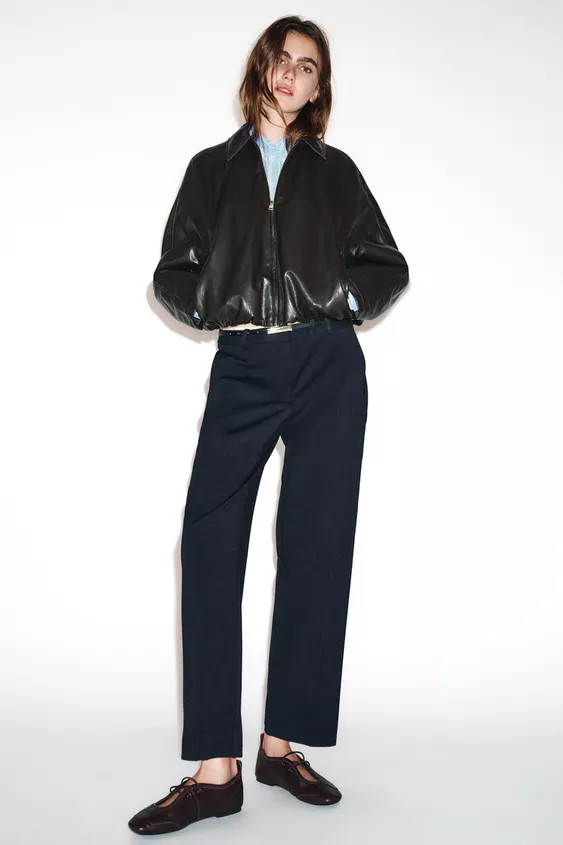High-waisted ankle-length pants with pronounced front and back seam detail. Front welt pockets. F... | Zara US