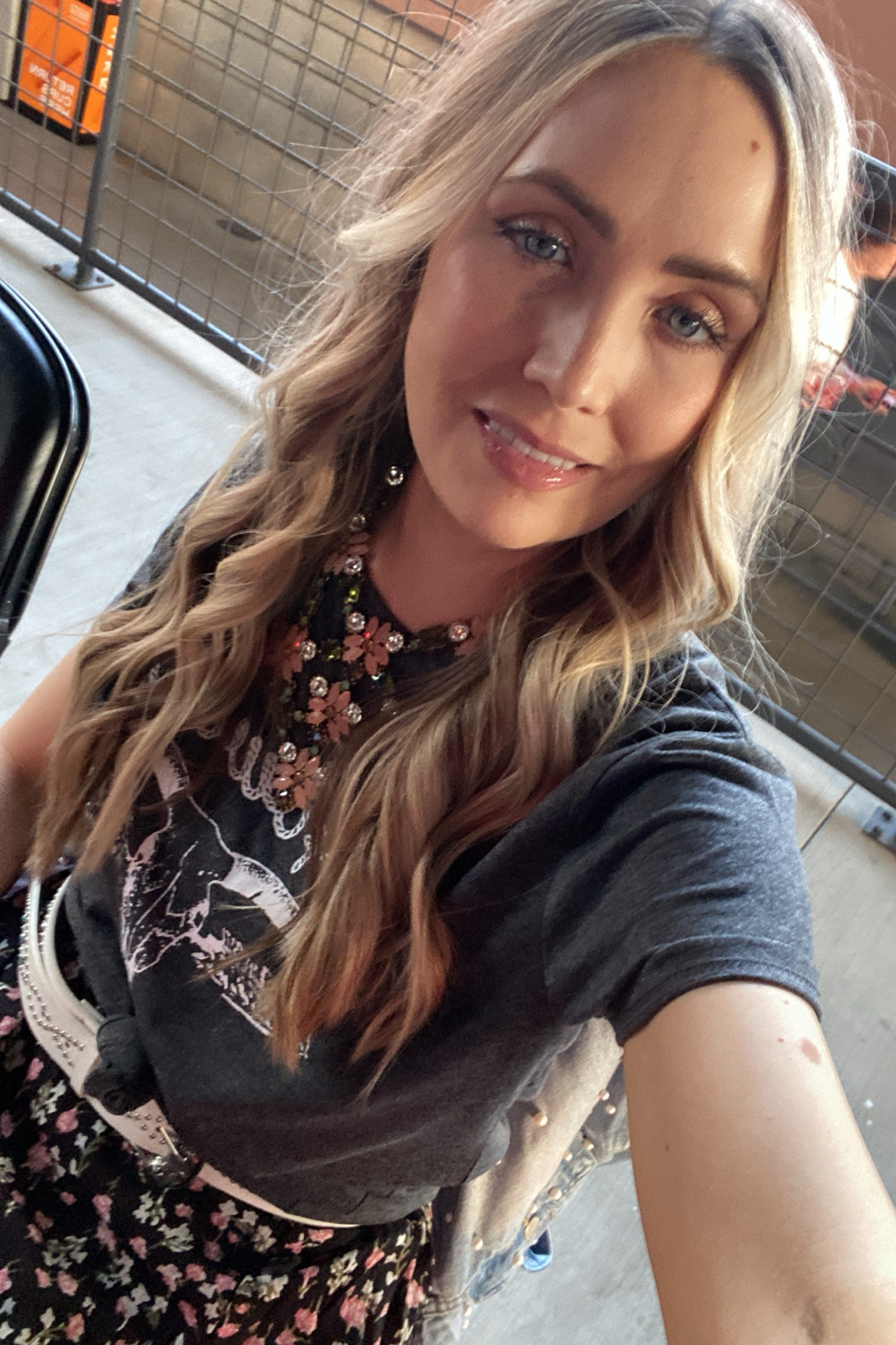 Country Concert Look!

#LTKFindsUnder50 #LTKOver40 #LTKBeauty