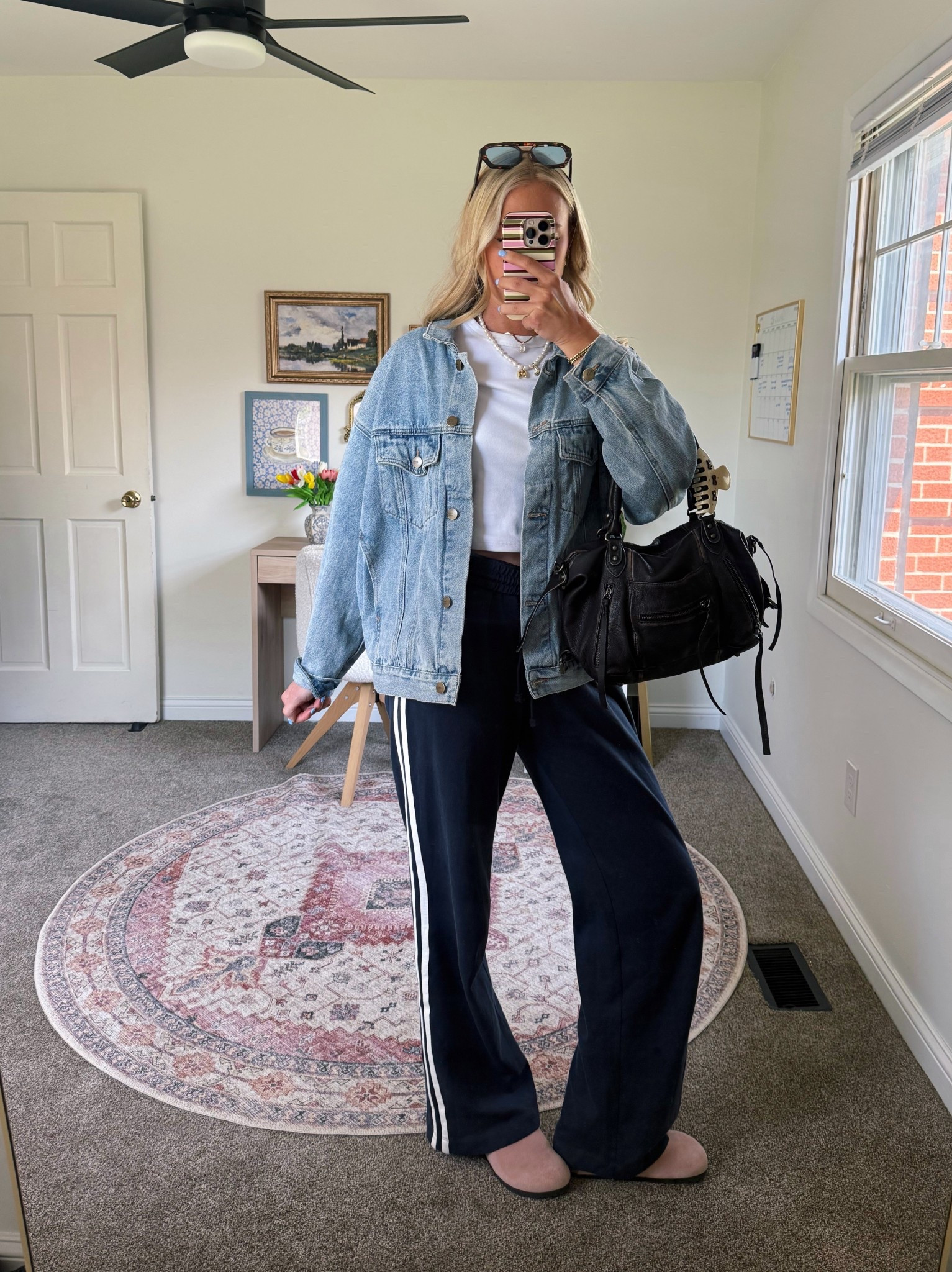 Nail appointment outfit 🫐 smalls in all! I linked similar pants :) both necklaces are from ALV Jewels!

#LTKootd