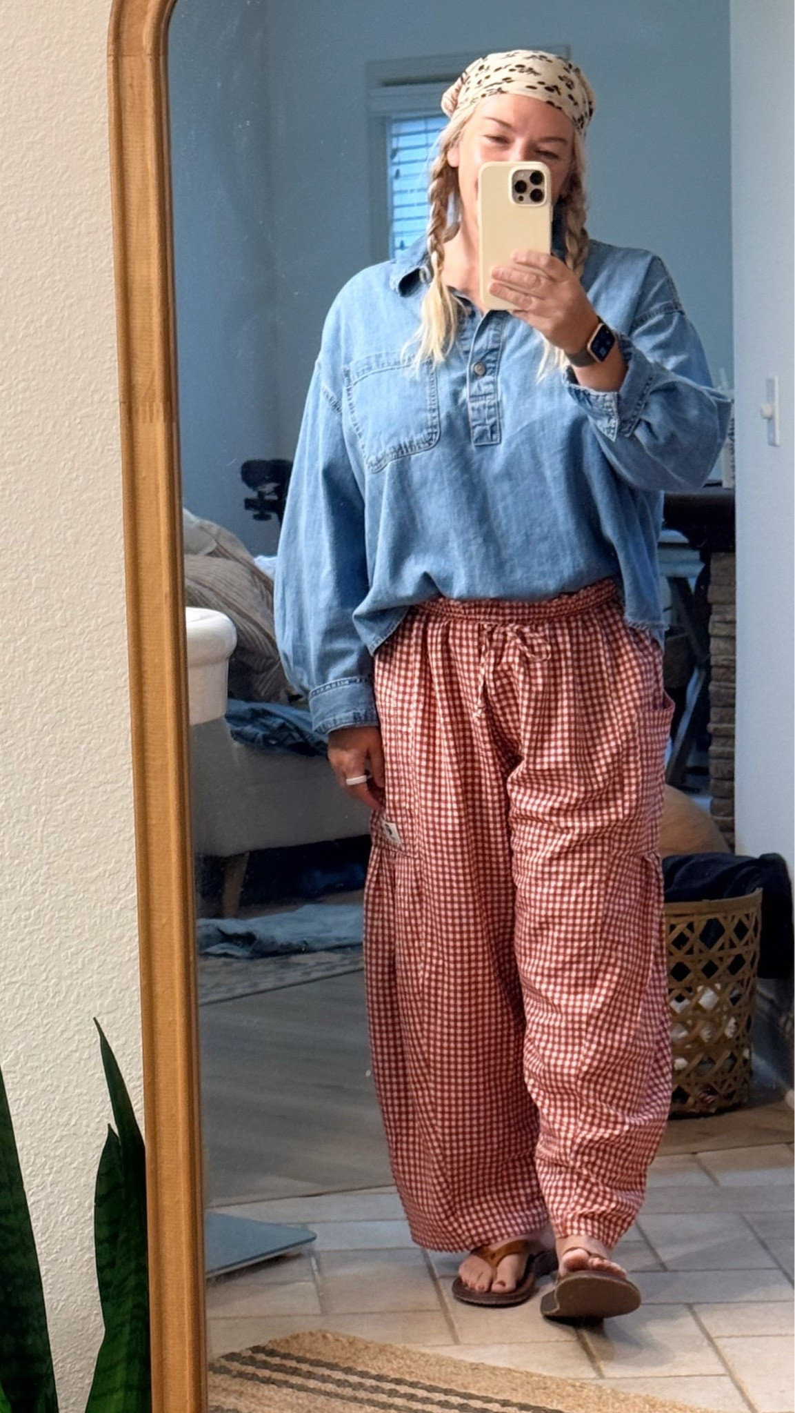 Perfectly Patriotic outfit! These pants are on budget and so comfy!! Wearing a size large (has a drawstring) perfect for the 4th of July!! 🇺🇸 #summeroutfitinspo #fourthofjulyoutfit

#LTKootd #LTKSeasonal #LTKOver40