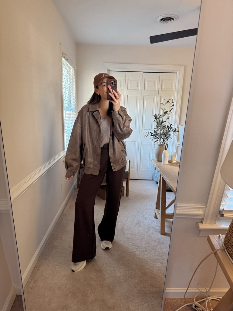 comfy, easy mom-day / running errands fit

sweater is old free people (the Elias in cashmere) but I linked similar styles. any cropped v-neck would work for this look. 

 