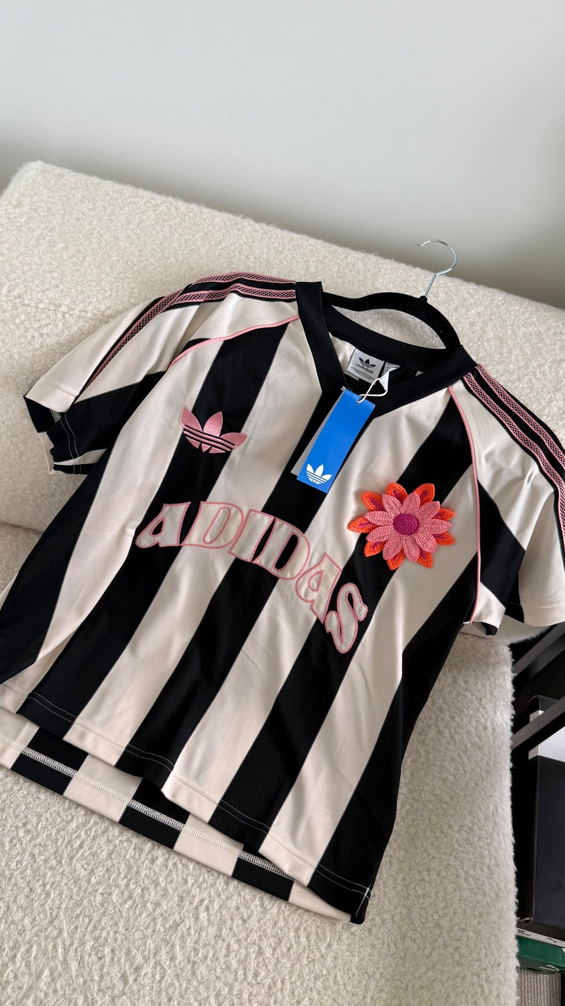 Adidas summer glow jersey! 

#LTKsummer #LTKcanada #LTKstyletip