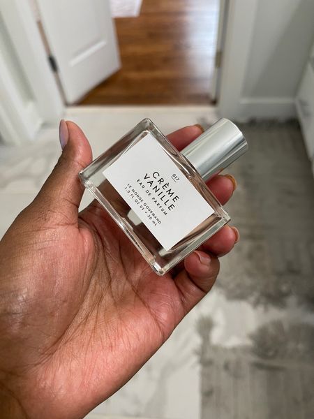I have officially become that person that wears perfume every where I go. Pick this one up from Amazon for less than $30 and loves the light vanilla scent. Perfect for working out


#LTKfindsunder50 #LTKbeauty