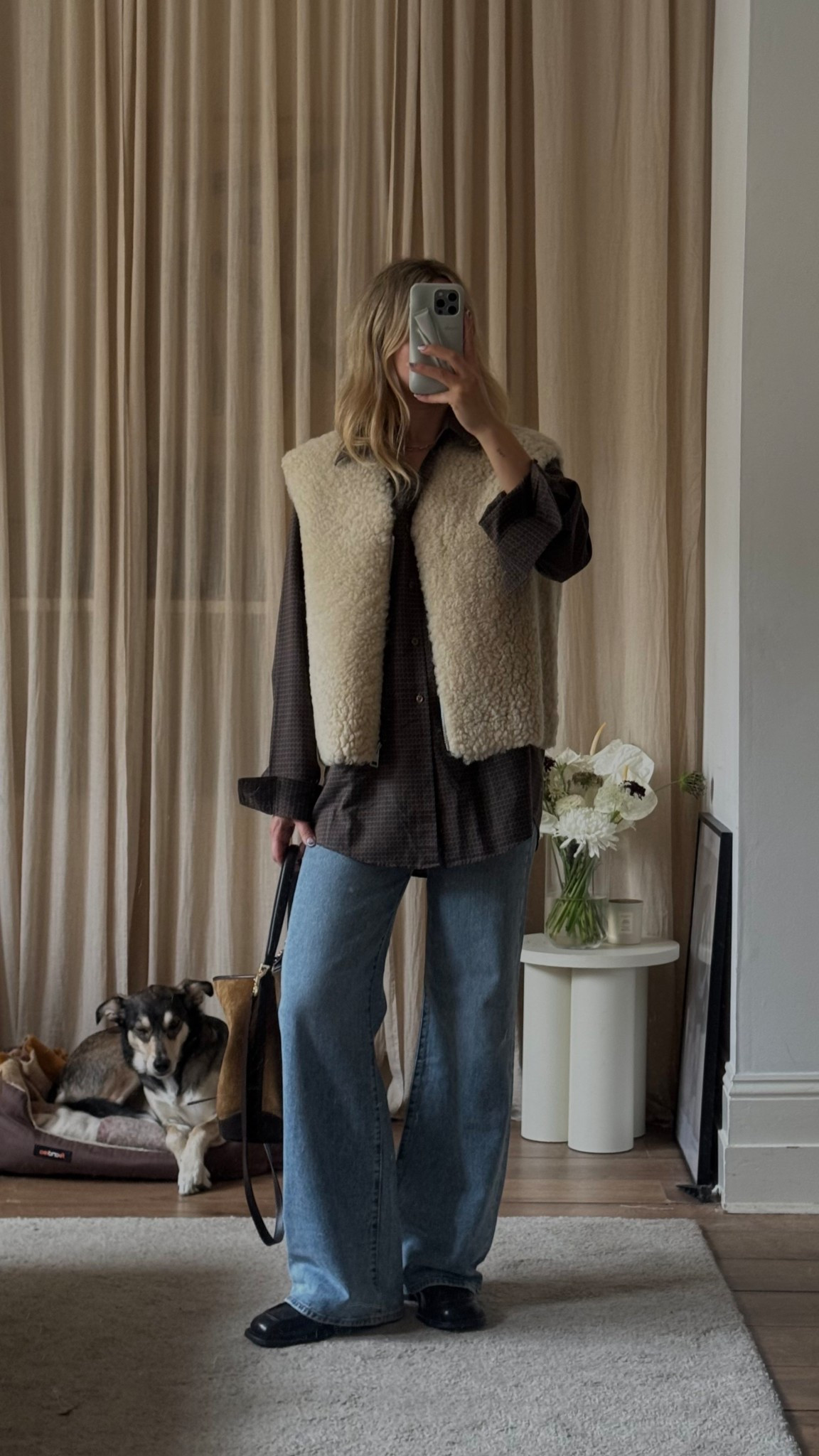 Tuesdays outfit 🤝🏼

Shearling gilet, Sandro, brown shirt, chocolate brown, wide leg jeans, suede tote bag, handbag, luxury, Levi’s, denim 

#LTKstyletip #LTKautumn #LTKuk