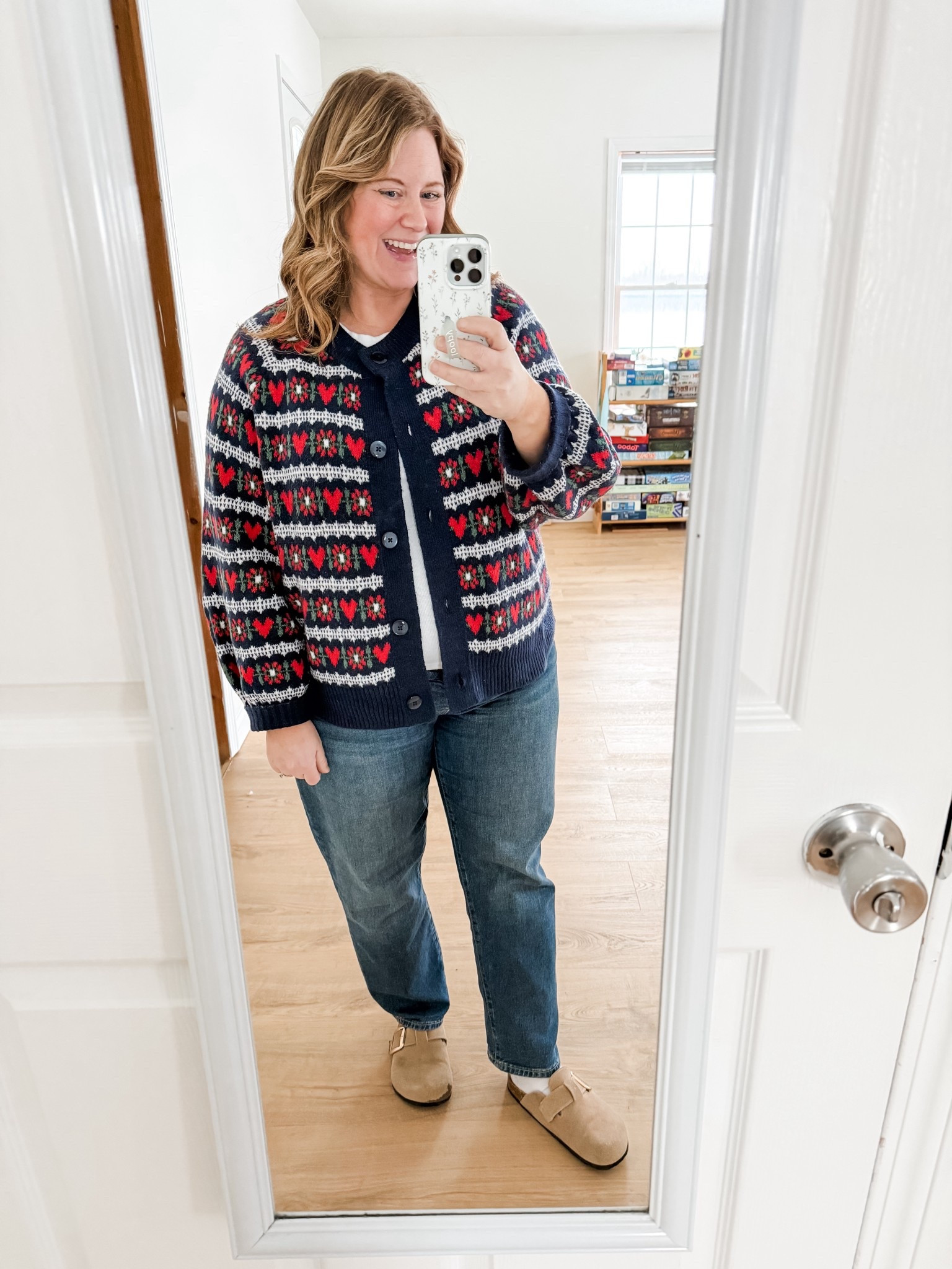 Wearing an xl in my heart cardigan and an xl in my tee  

#LTKSaleAlert #LTKValentine #LTKMidsize