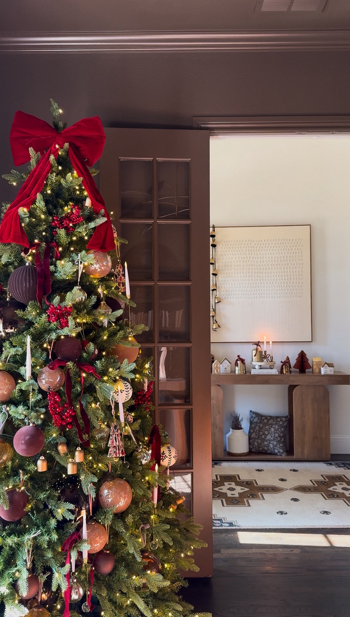 Christmas tree, alpine fir faux tree, bell garland, velvet bows, cedar garland, christmas bells, christmas decor, entryway table, console table

#LTKHome #LTKHoliday