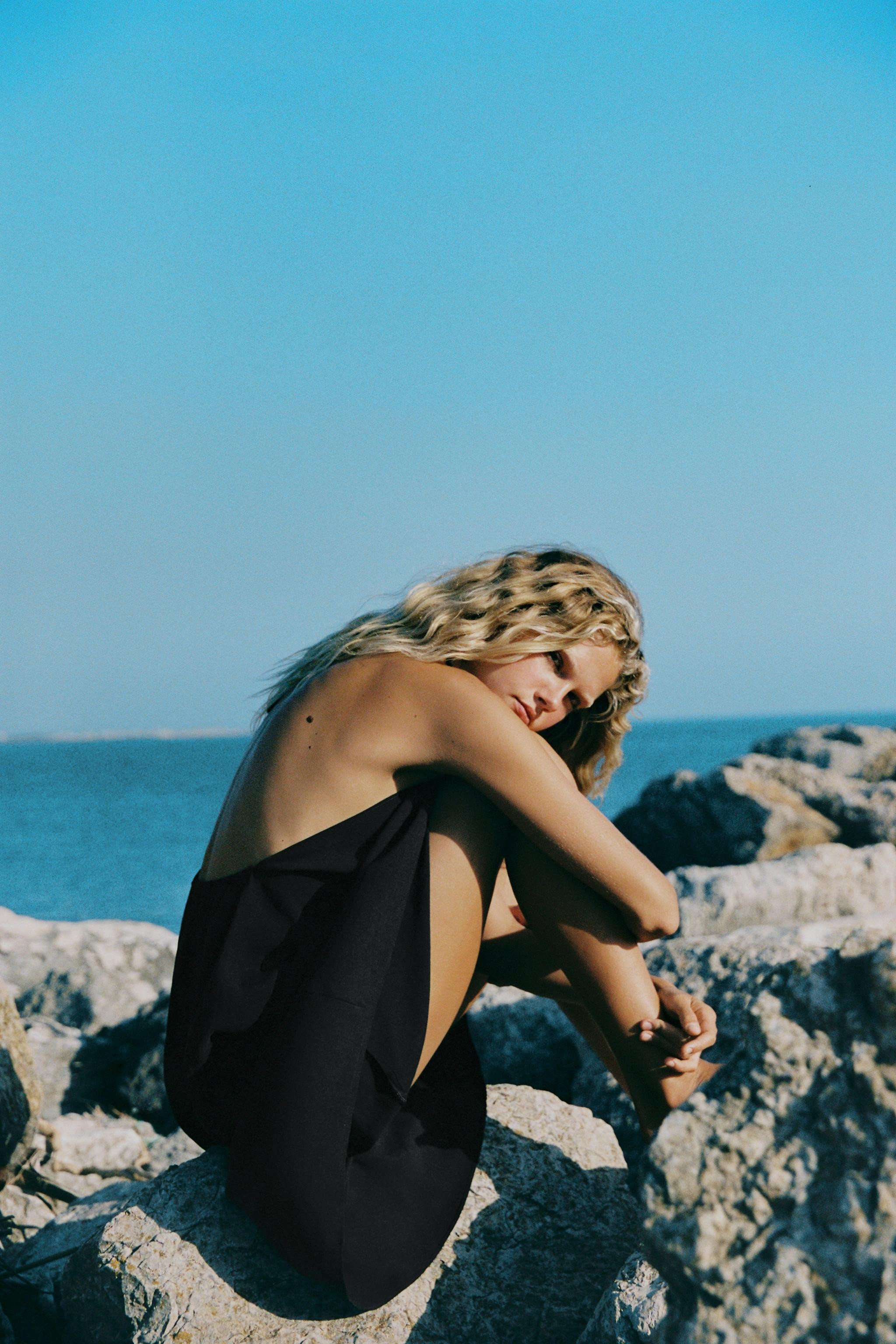 FLOWY HALTER DRESS | Zara US