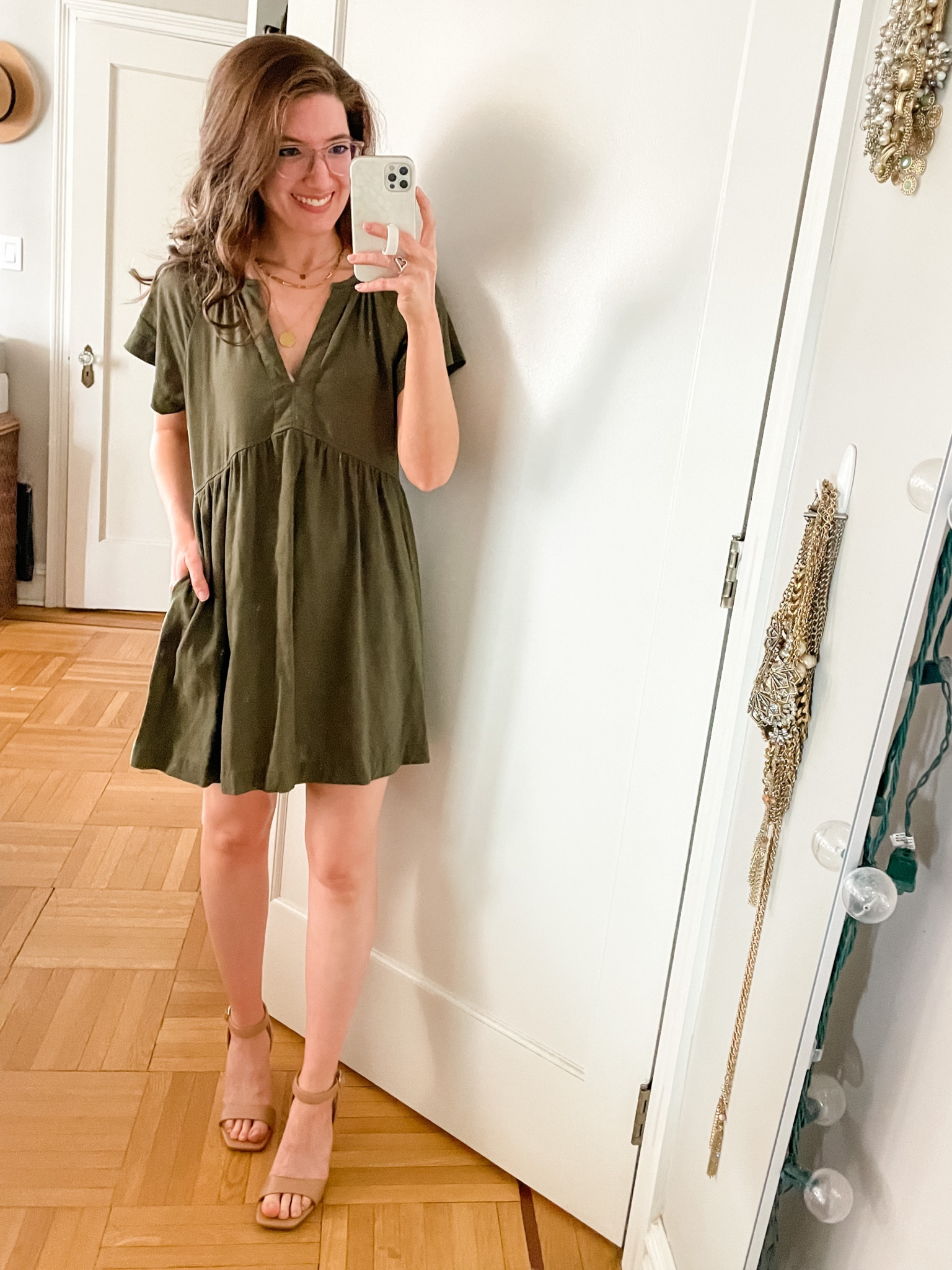 Dress: TTS
sandals: TTS