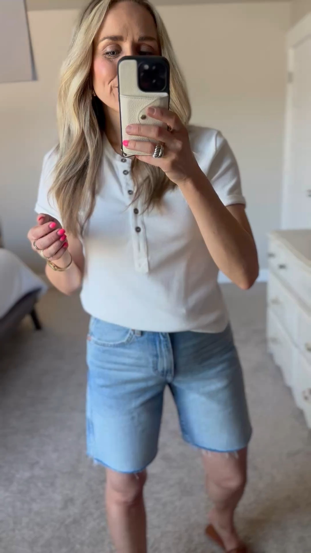 The PERFECT Bermuda short in my opinion.  The wrangler butt is what got me! Such a great wash, fit and length.  Will be perfect all summer and spring. 

True to size, but go up a size if you like a looser fit. 

Sizes are already selling out, so be quick if you want these ones! 

#LTKFindsUnder100 #LTKStyleTip #LTKSeasonal