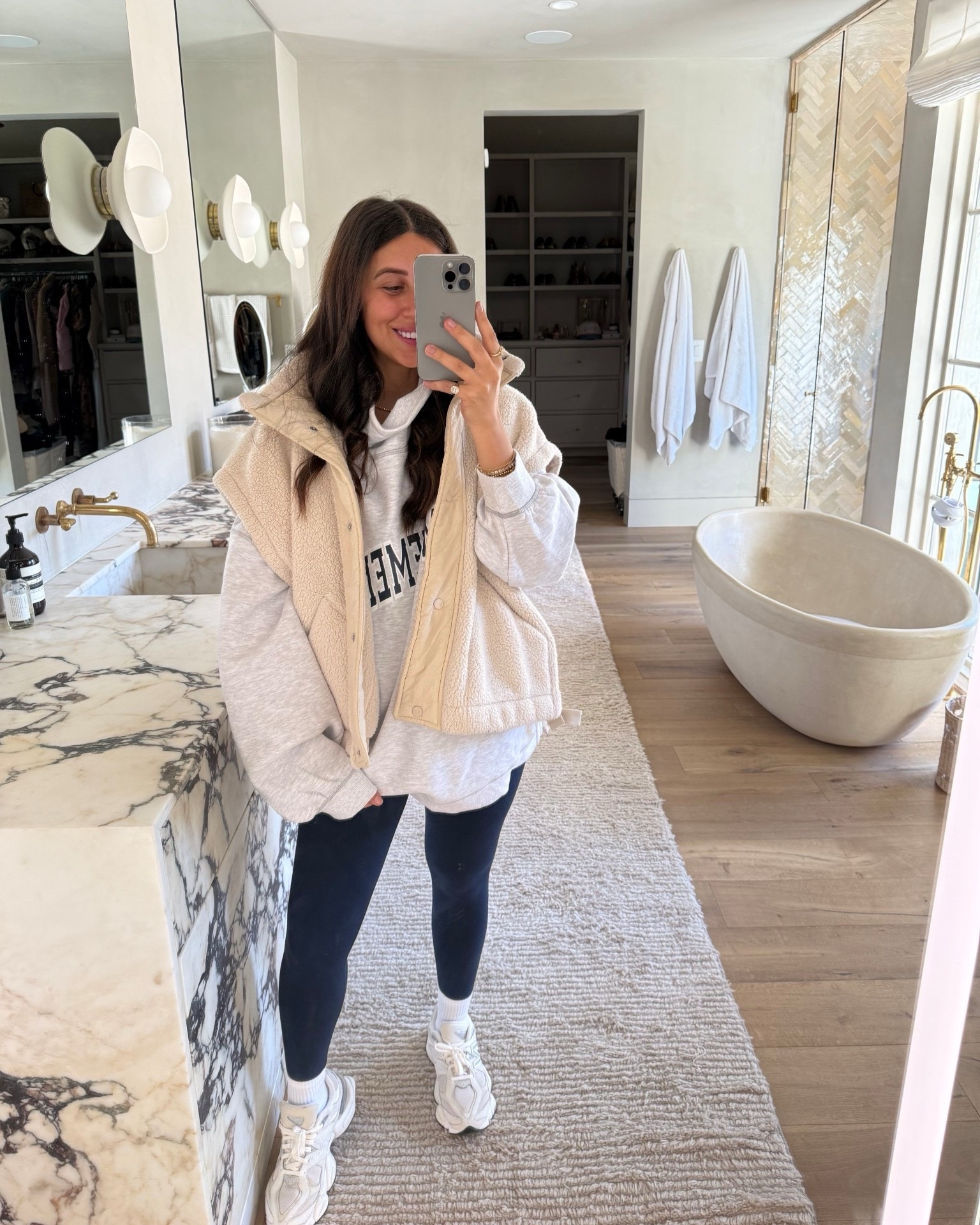 How to style puffer vest two ways ✨🫶🏽

Vest: medium 
Top: medium 
Leggings: small

athleisure, vest, puffer vest, loungewear, casual style, how to style, free people, fp, Nashville, mom of 3, bump friendly, Dede Raad, dress up buttercup 

#LTKBump #LTKFindsUnder100 #LTKmomlife