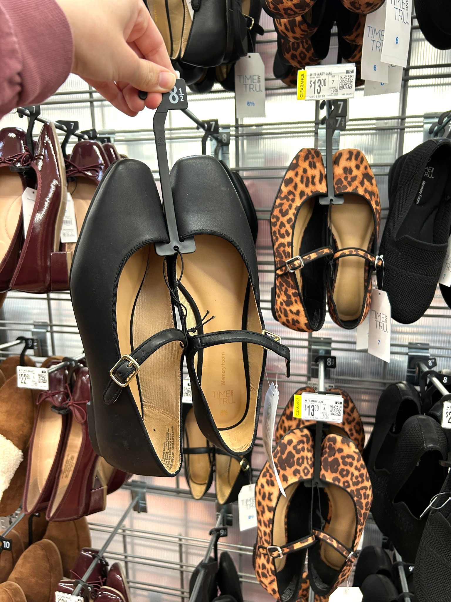Walmart has the CUTEST square toe ballet flats right now! I love how they have a strap! Love the leopard print ones too!


ballet flats, Mary Janes, cute shoes, under $15, affordable, deals, Walmart finds, new years outfit, new years ootd, outfit ideas

#LTKootd #LTKFindsUnder50 #LTKHoliday
