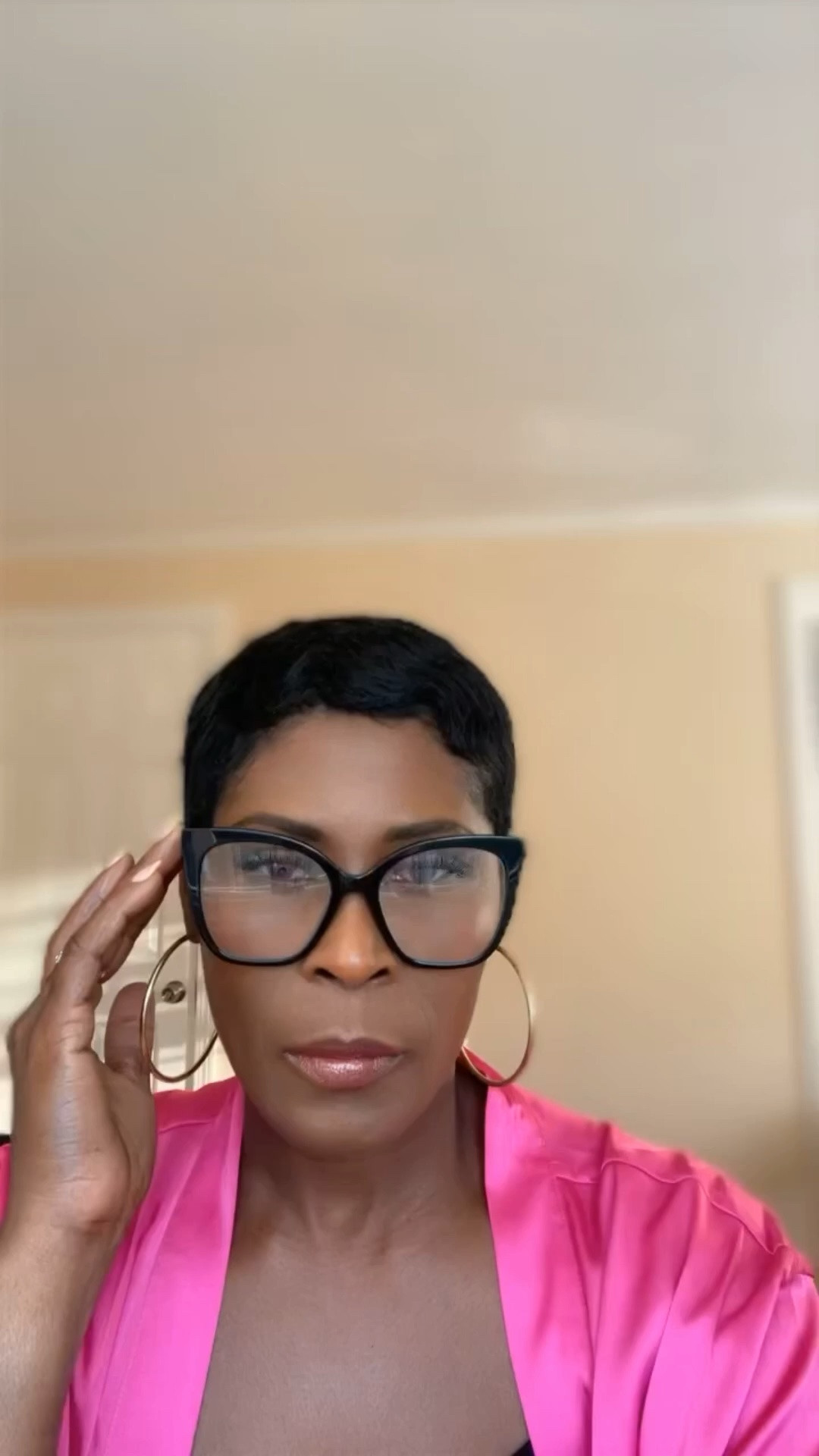 “Boss energy” in a pair of glasses 🤍
Oversized black frames are always a vibe — classy, bold, and effortless. Linked similar styles on my LTK ✨ #LTKStyle #LTKOver40 #FashionFinds #GlassesStyle #EverydayChic

#LTKOver40 #LTKgrwm #LTKdayinmylife