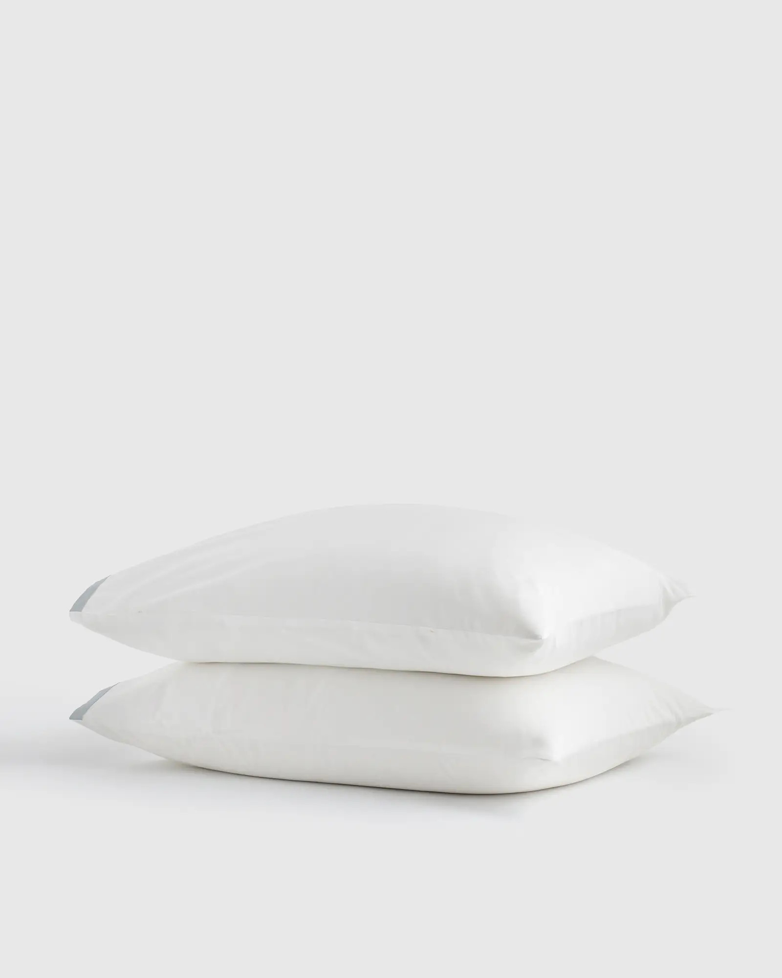 Luxury Organic Sateen Border Pillowcase Set in White/Light Blue | Quince