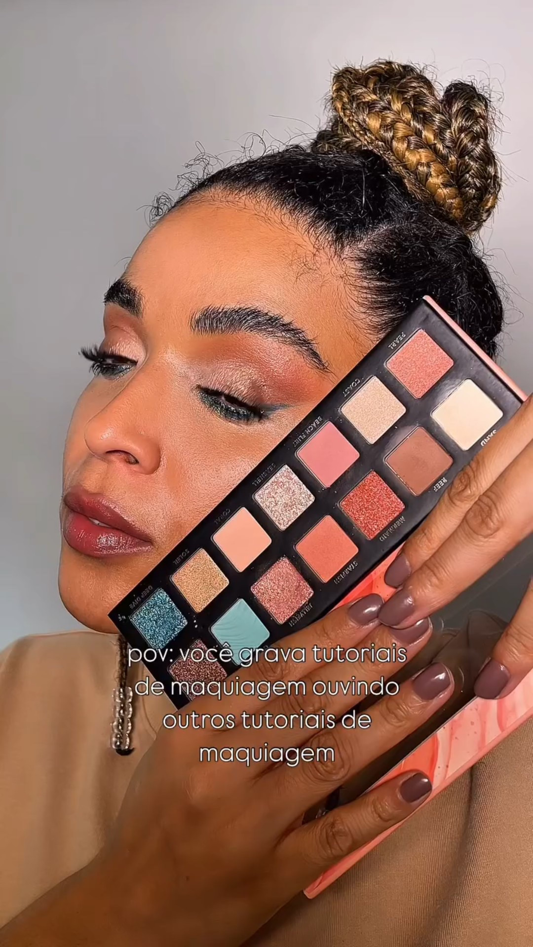 Tutorial play 

Todos os produtos usados nesta make estão listados abaixo  ↓♡

#LTKbrasil #LTKbeleza