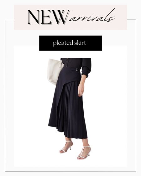 Black pleated midi skirt, use code “Nikki20” to save!

#LTKworkwear
