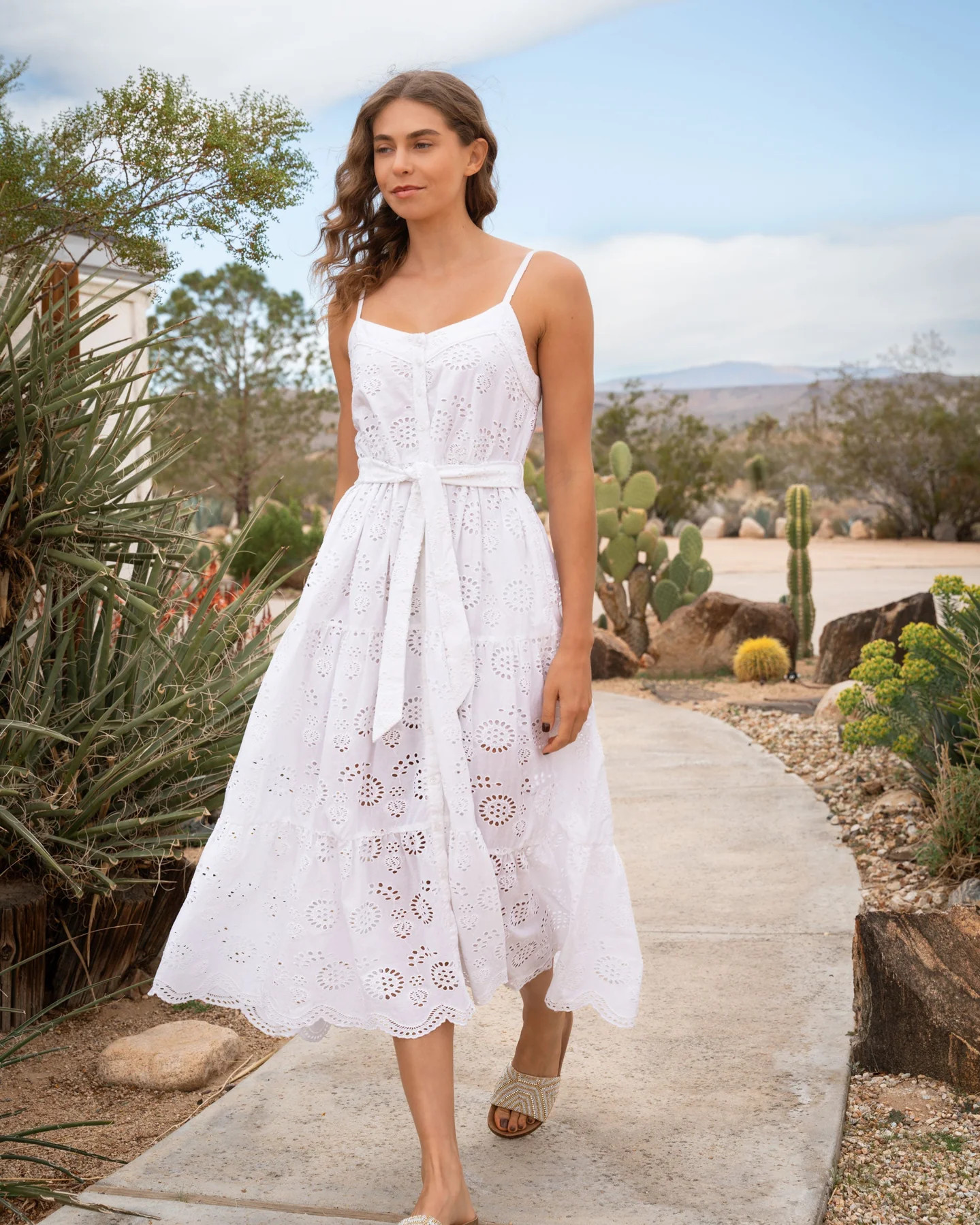 Addyson Dress In Fresh White Eyelet | Change of Scenery