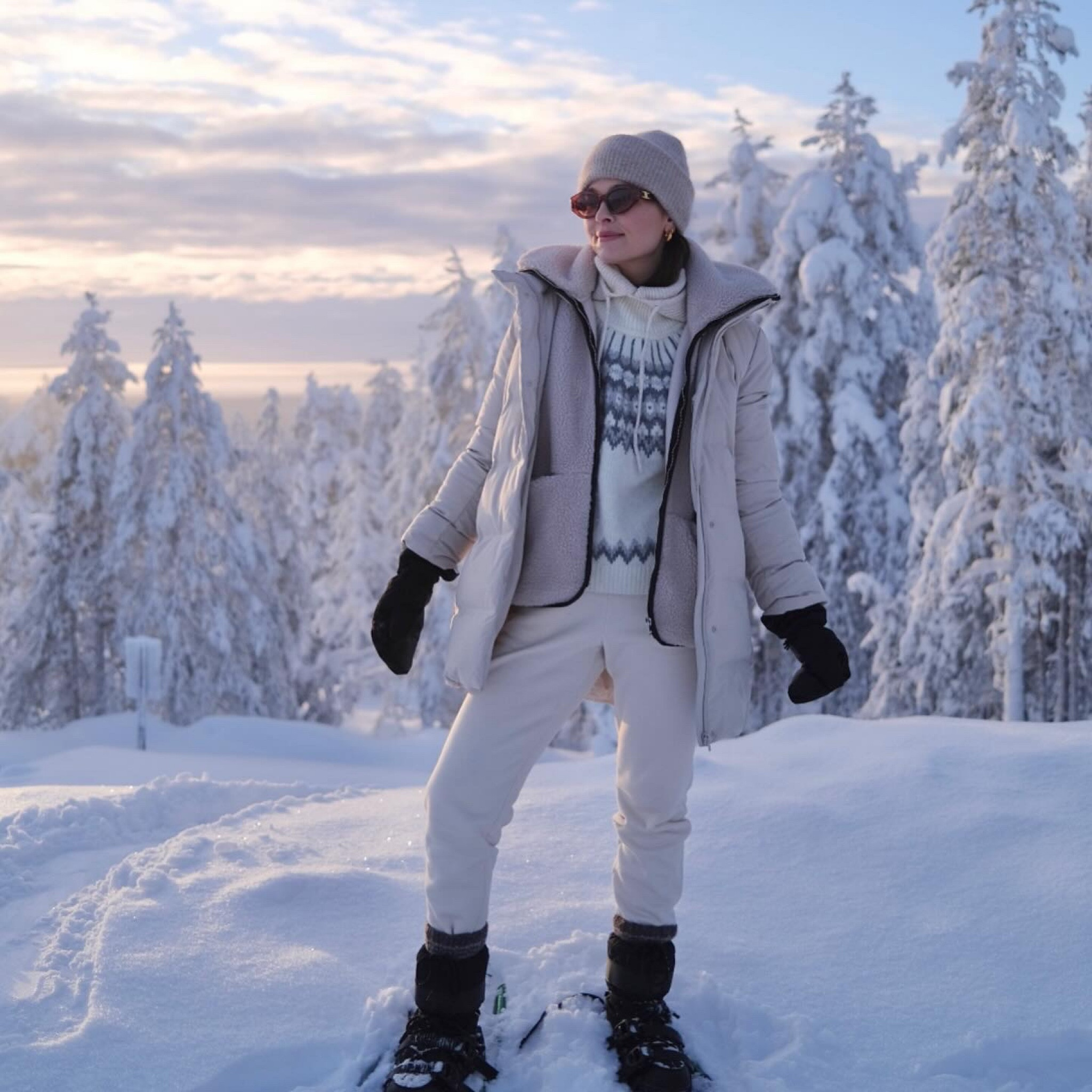 Snow outfit
Ski inspo
Cold weather outfit 
Ski outfit 

#LTKeurope #LTKSeasonal #LTKfindsunder50