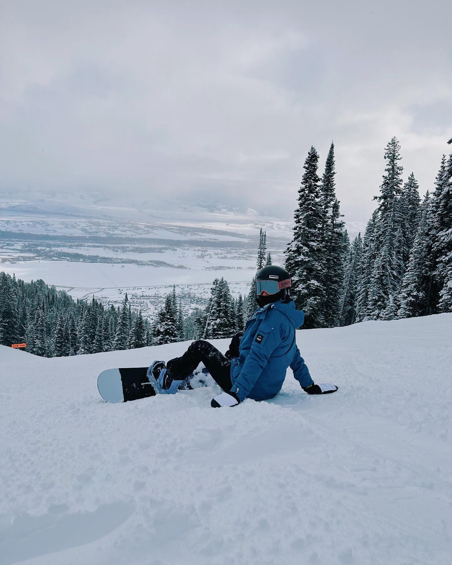 Jackson Hole Snowboarding Trip Outfit & Accessories! ❄️🏂🎿⛷️#LTKHoliday 

#LTKSeasonal #LTKTravel #LTKActive