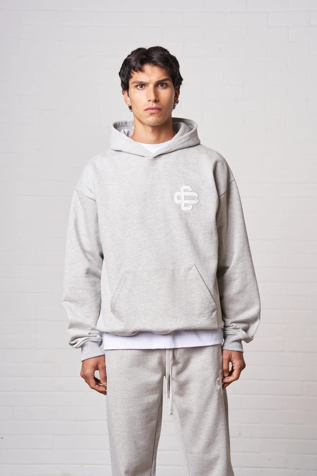 HEAVYWEIGHT APPLIQUE EMBLEM HOODIE - GREY MARL | The Couture Club