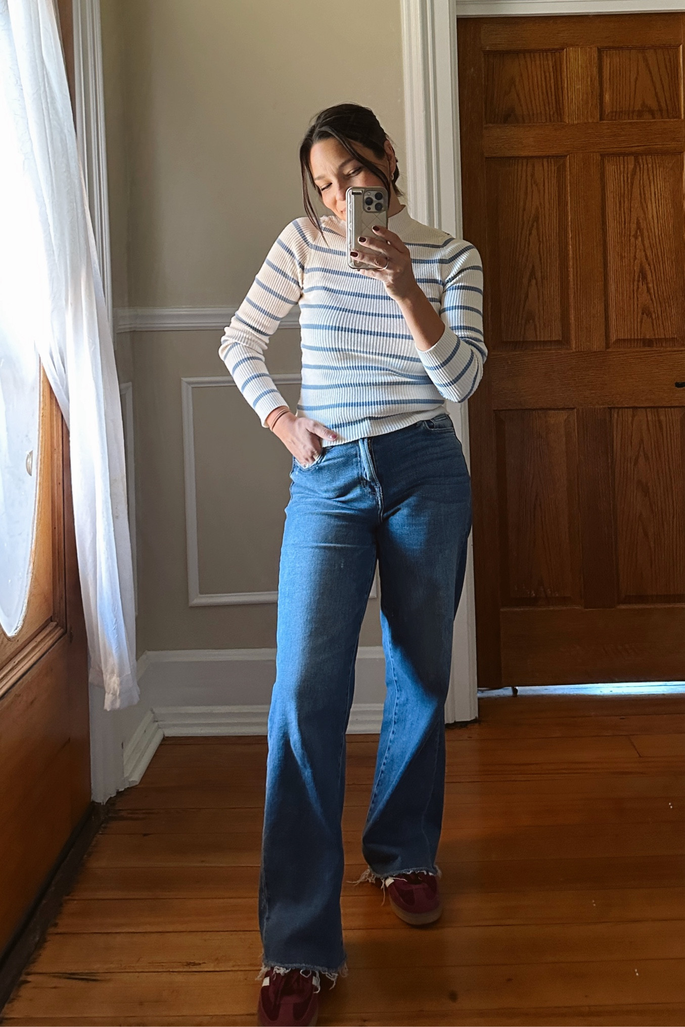 Striped AE mock neck : TTS
Raw hem jeans: TTS

#fallcapsule

#LTKFindsUnder50 #LTKSaleAlert