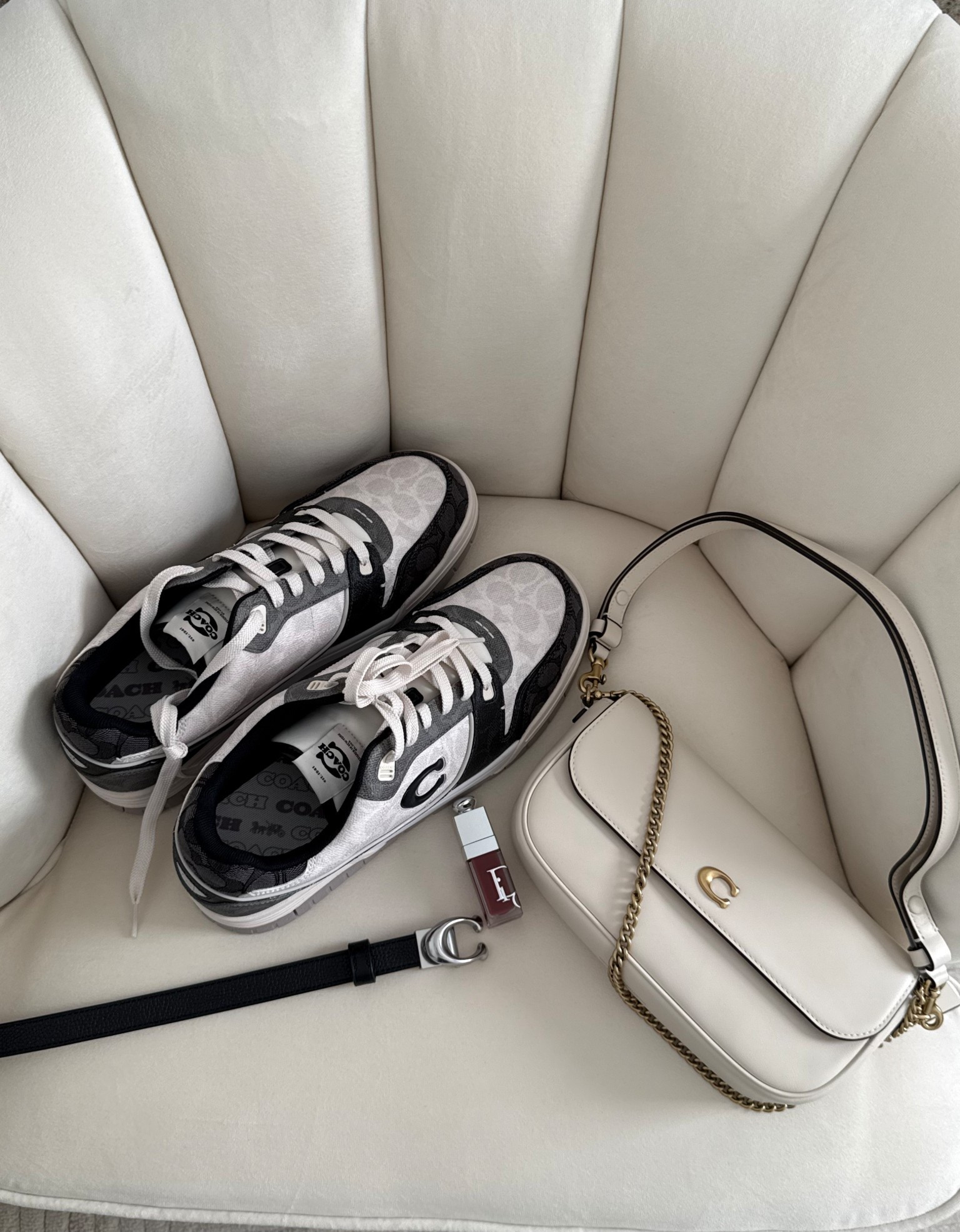 My recent fashion purchases👜🤎✨