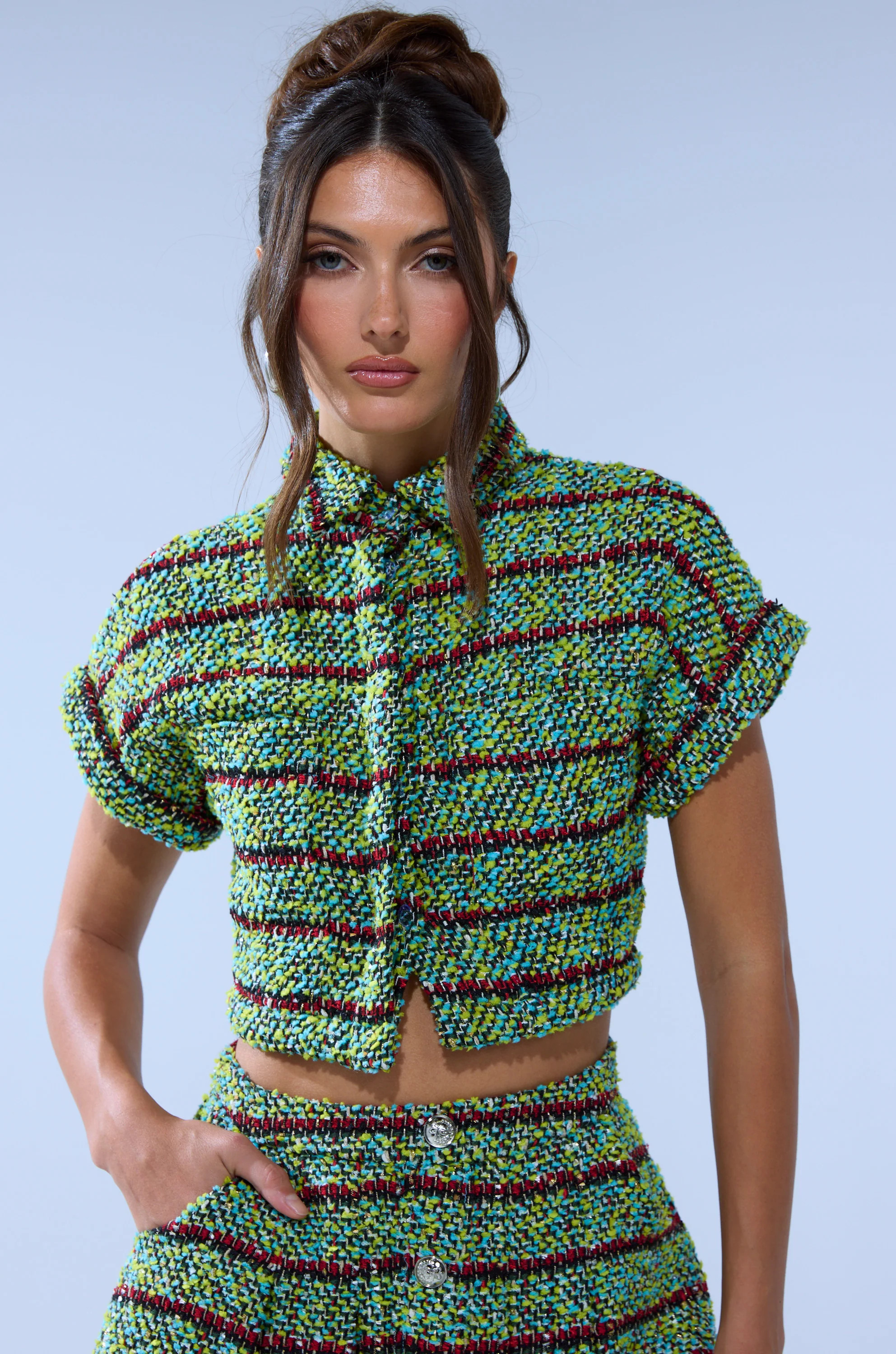 IT'S GIVING TWEED BUTTON DOWN | AKIRA