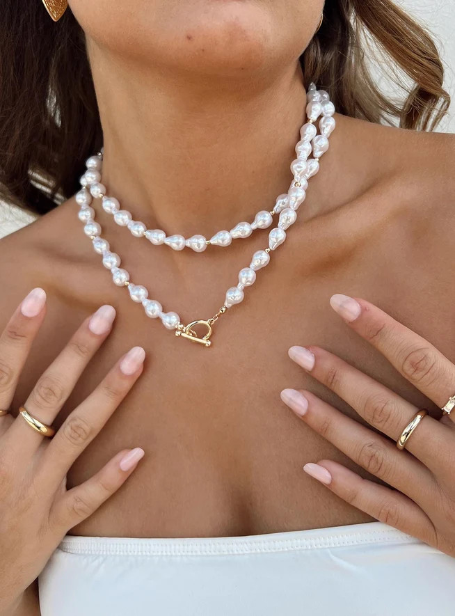 Nicolo Necklace Pearl | Princess Polly US