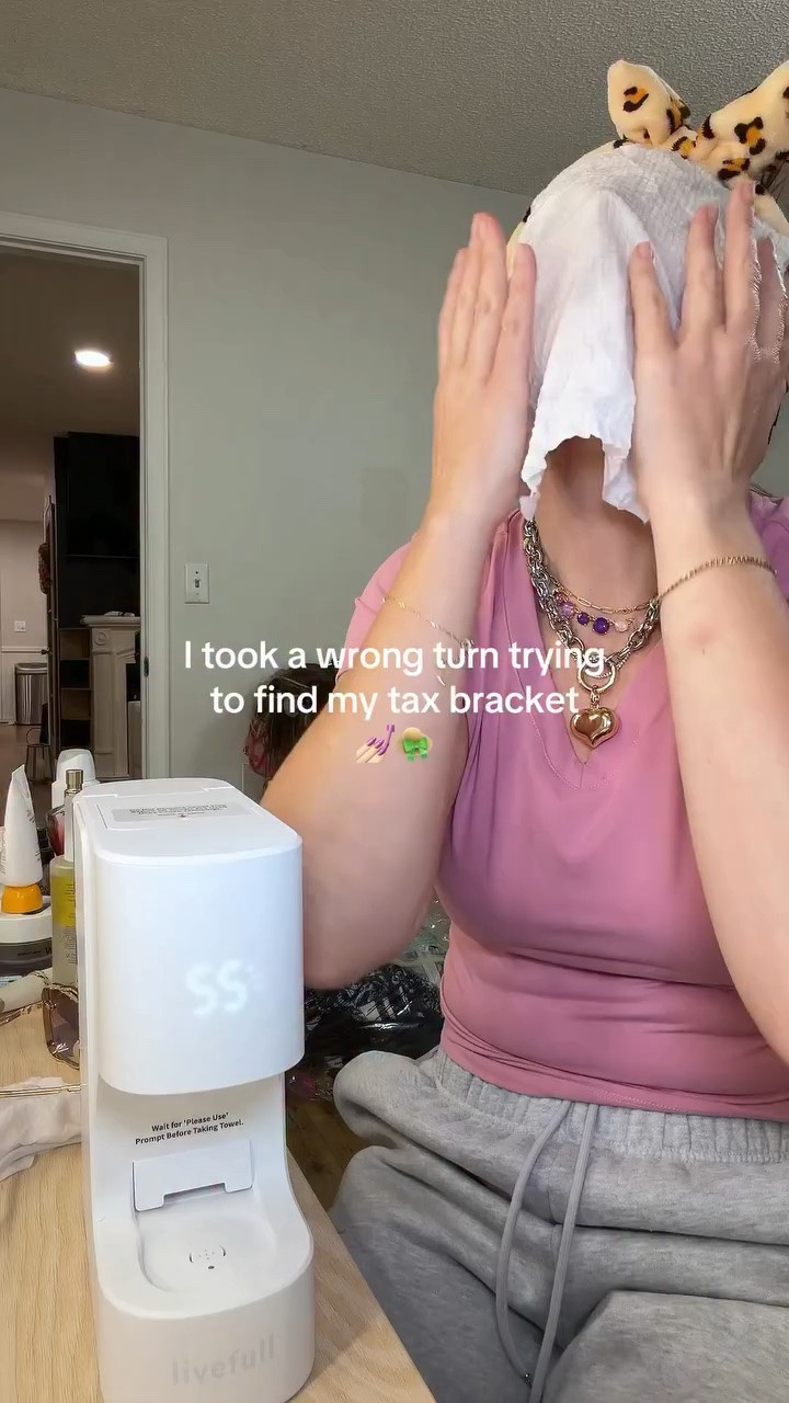 Sometimes it doesn’t hurt to feel like a rich girl! I never thought I needed a hot face towel dispenser but let me tell you, I can’t live without it now!! If you don’t know what gift to get her, this is it!! #ad #hottoweldispenser #boujieonabudget

#LTKBeauty #LTKmorningroutine #LTKselfcare