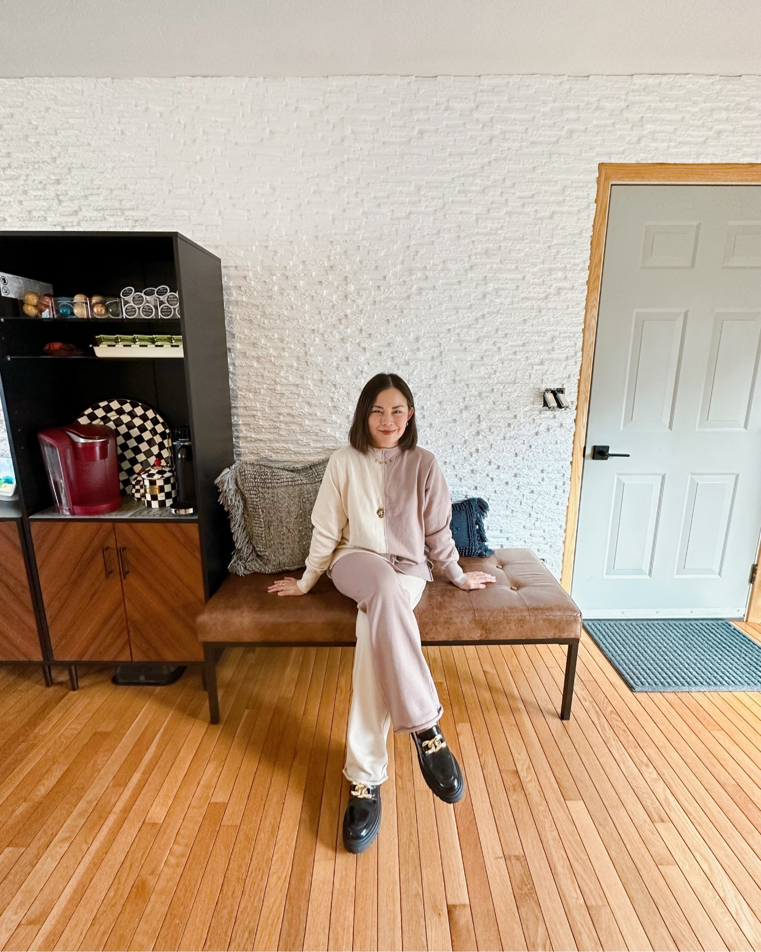 Cozy holiday look at home, but make it chic! 

#LTKHoliday #LTKstyletip #LTKunder50