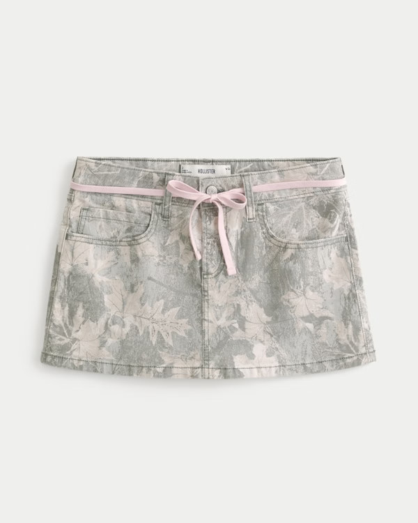 Low-Rise Pink Shoelace Camo Mini Skort | Hollister (US)