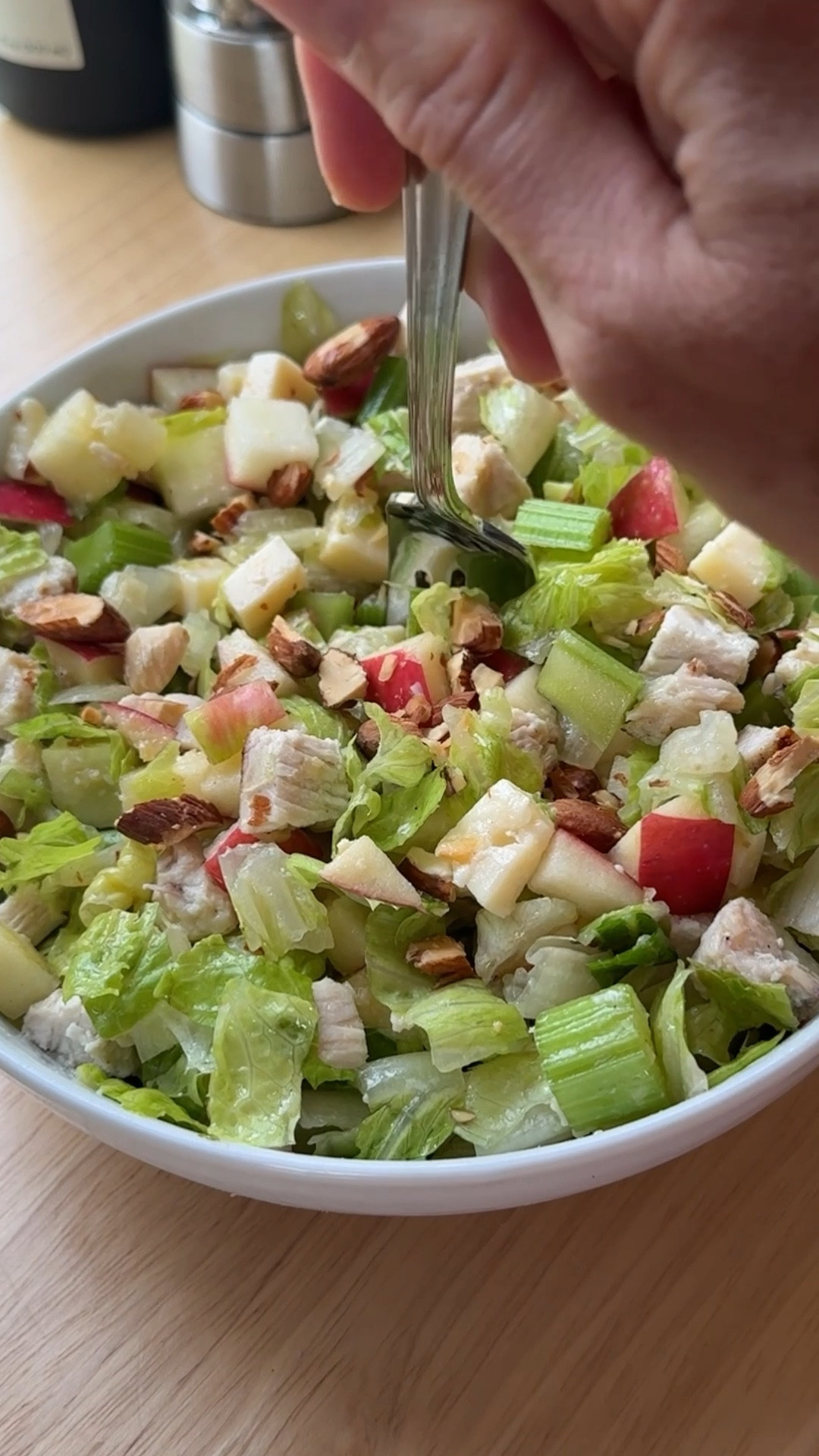 Fall Chopped Salad with Miso Dressing
(Serves 2 as a main or 3 as a side)
Comment CHOP for the Veggie Chopper!
Ingredients
Salad
1 head romaine lettuce, 1 apple (Honeycrisp works well), 1–2 celery stalks, 2 oz cheese (Syrah-soaked or aged cheddar), 1 cup cooked chicken, ¼ cup toasted chopped nuts.
Dressing
2 tbsp olive oil, 2 tsp white miso, 1 small grated garlic clove, 1 tbsp apple cider vinegar, 1 tbsp lemon juice, 1 tsp honey (or maple), salt, pepper.
Instructions
Whisk dressing until smooth. Chop romaine, apple, celery, cheese, and chicken with a FullStar Veggie chopper, then add nuts. Toss with dressing just before serving

https://www.facebook.com/ainttooproudtomeg



#LTKSeasonal #LTKHome #LTKHoliday