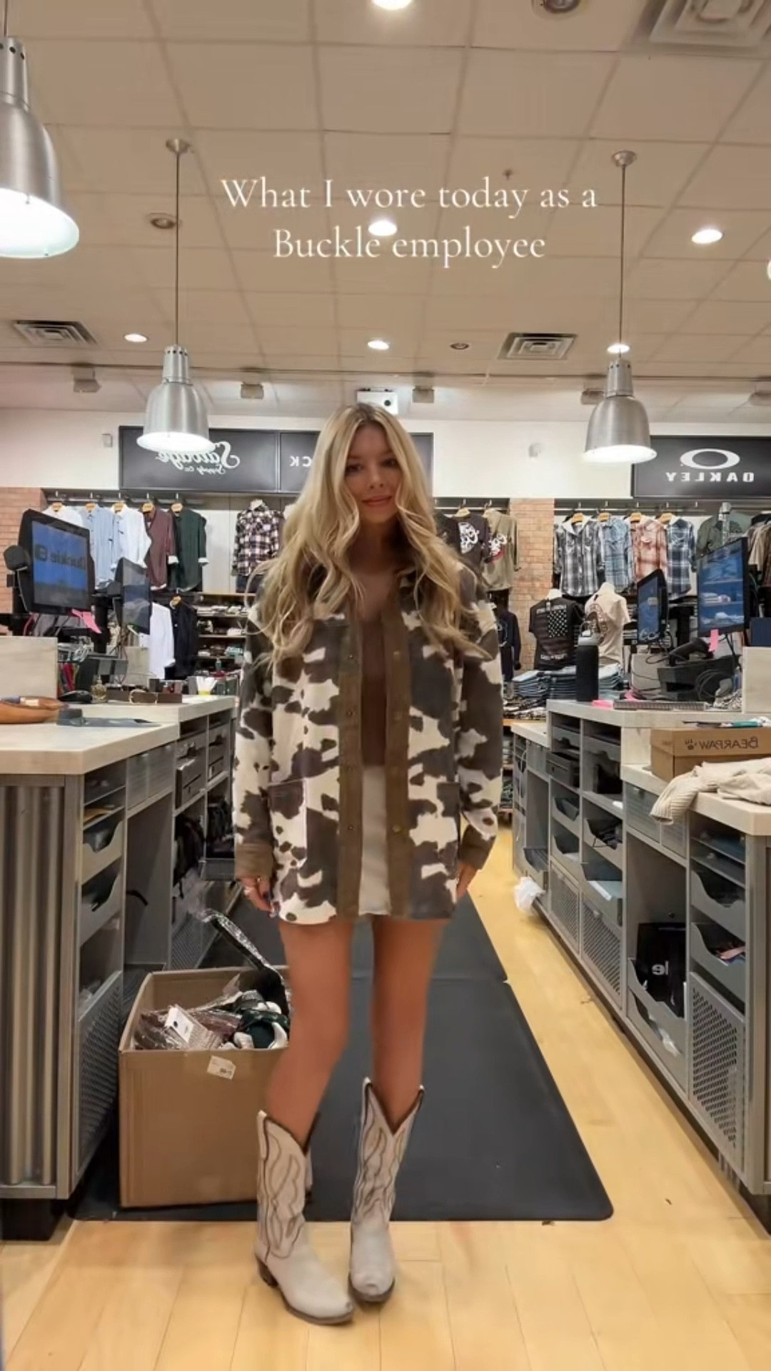 Been getting a lot of questions about this outfit that I got when I used to work for Buckle! 

#LTKootd #LTKvlog #LTKgrwm