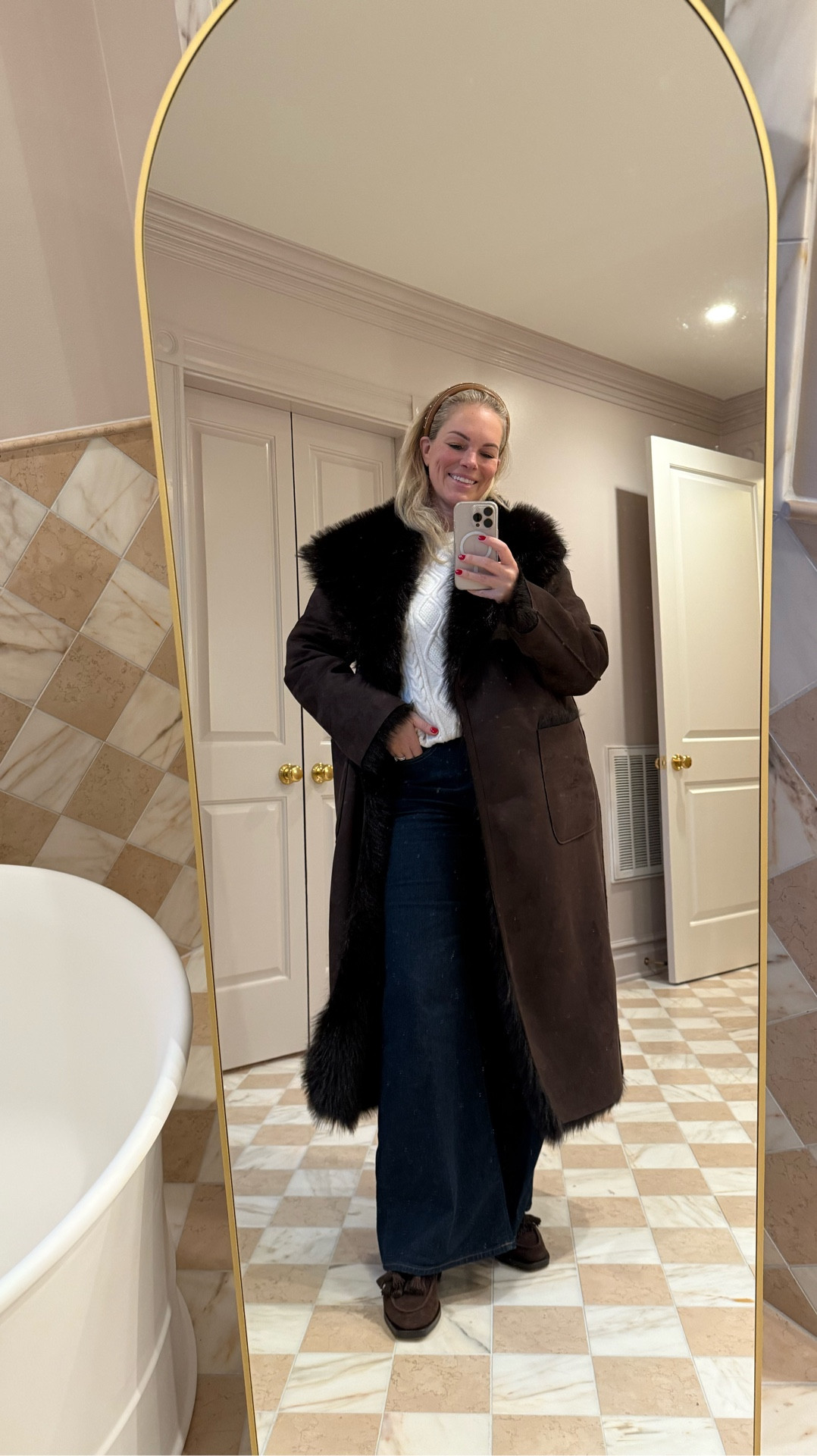 Sale alert on this most gorgeous shearling coat! This was just marked down to $165 and looks SO LUXE in person. I’m obsessed. It screams apres ski in the best way and is reversible 🤎

#LTKootd #LTKSaleAlert #LTKCyberWeek