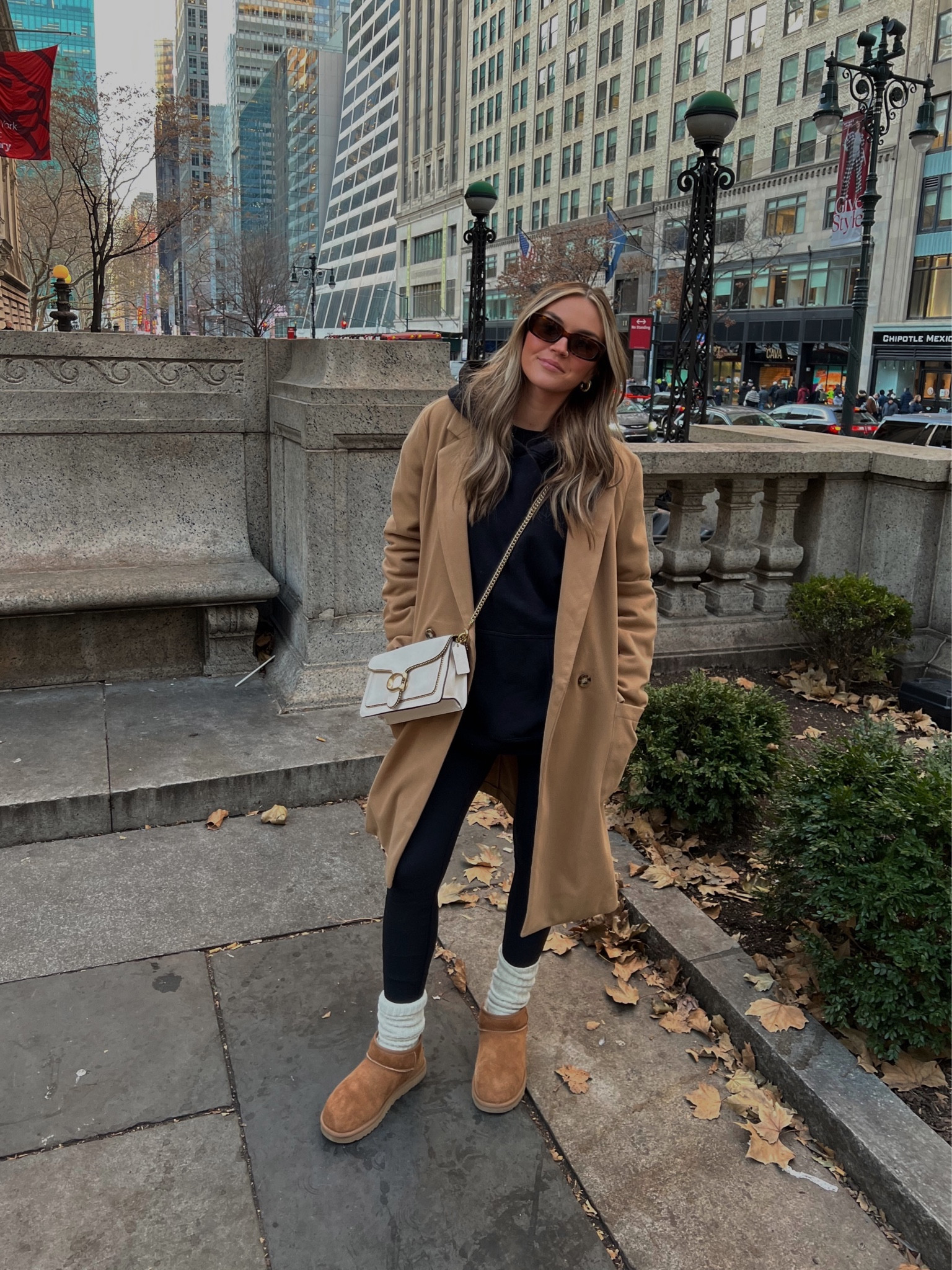 City winter outfit

#LTKSeasonal #LTKfit #LTKstyletip