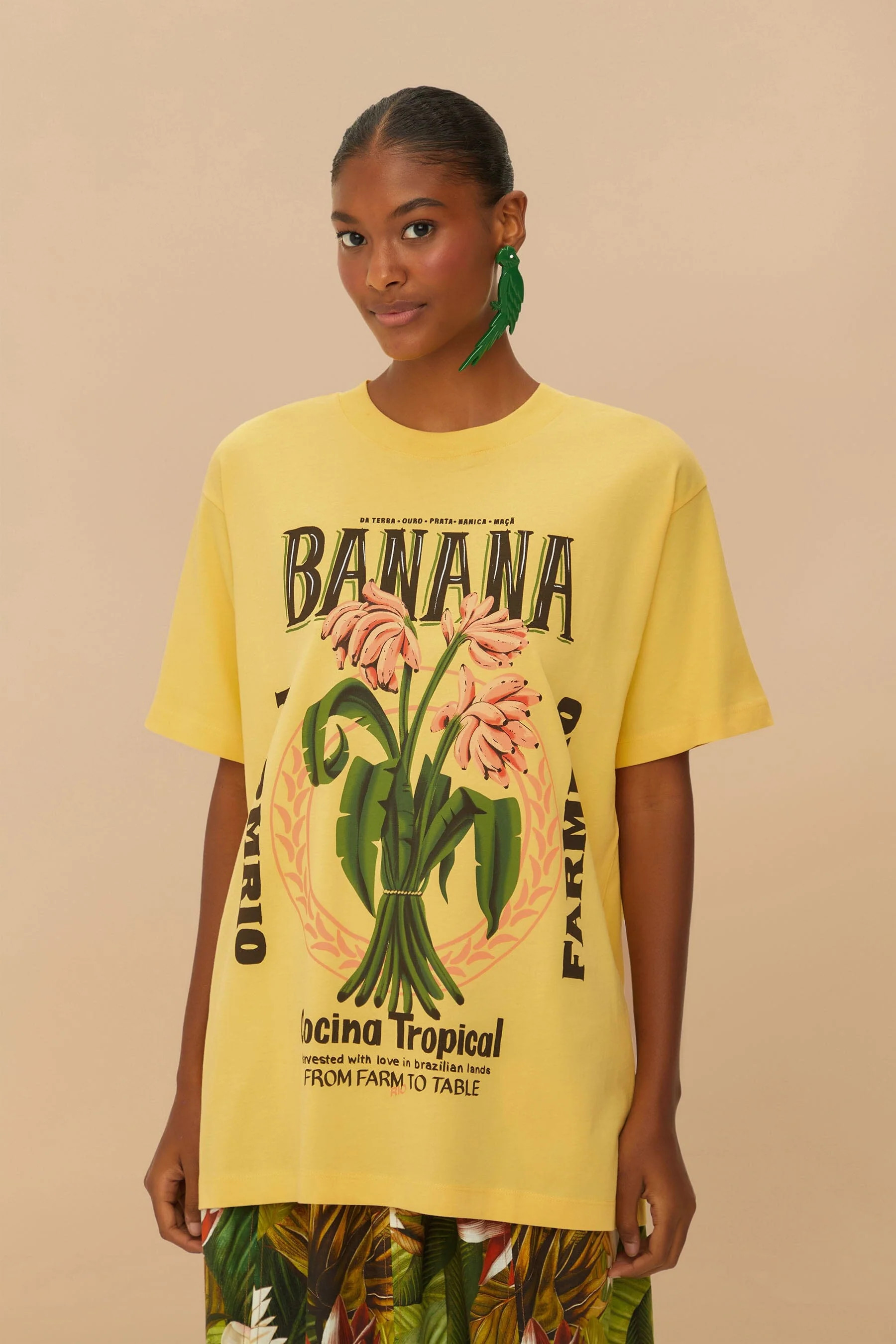 yellow banana cocina relaxed t-shirt | FarmRio (US)