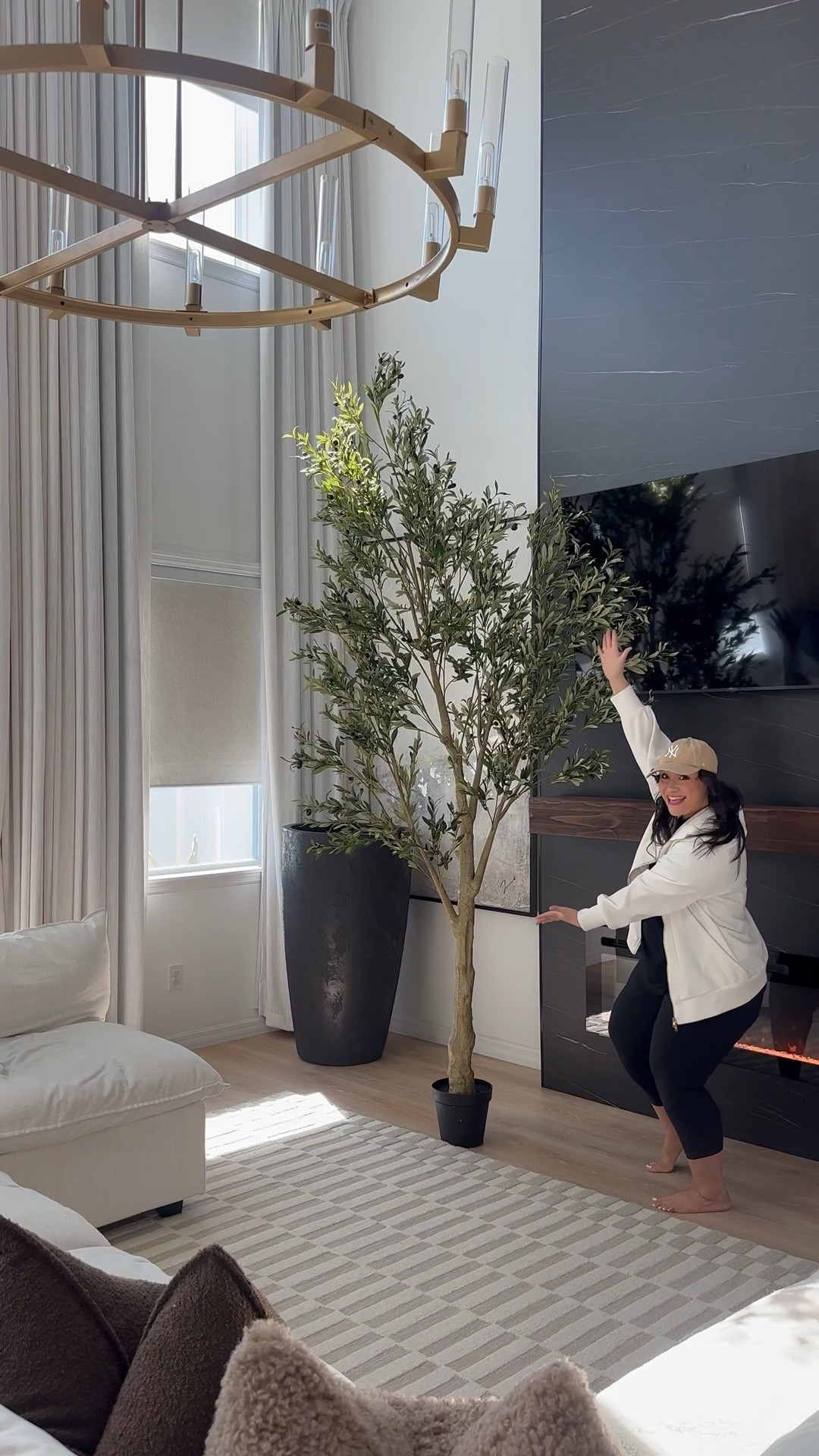 Easy to assemble faux olive trees ❤️



Faux olive trees
Realistic look and feel olive tree 
Amazon olive tree
Home decor
Modern home
Living room

#LTKHome
