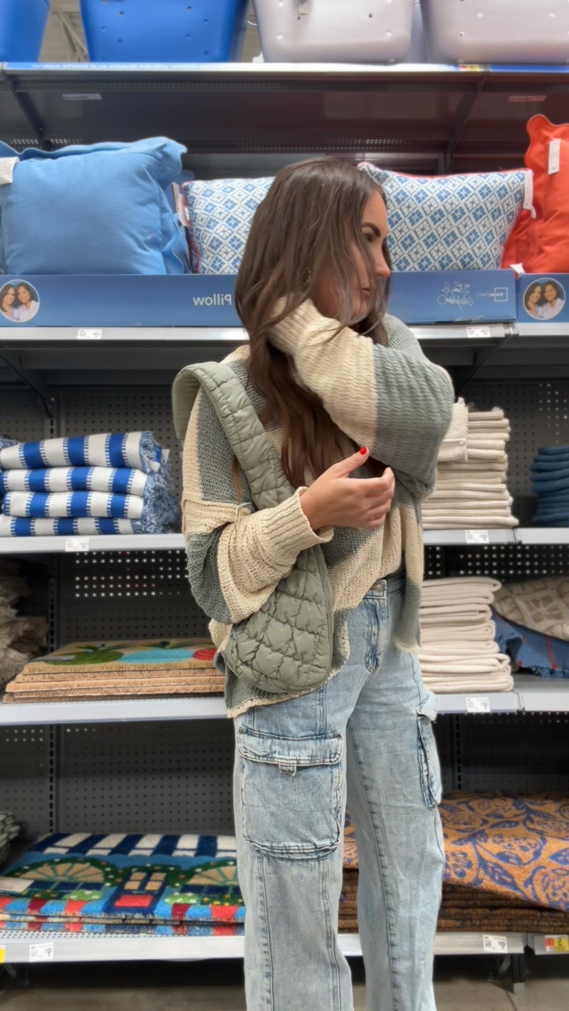 Linked pants but out of stock- sharing similar finds