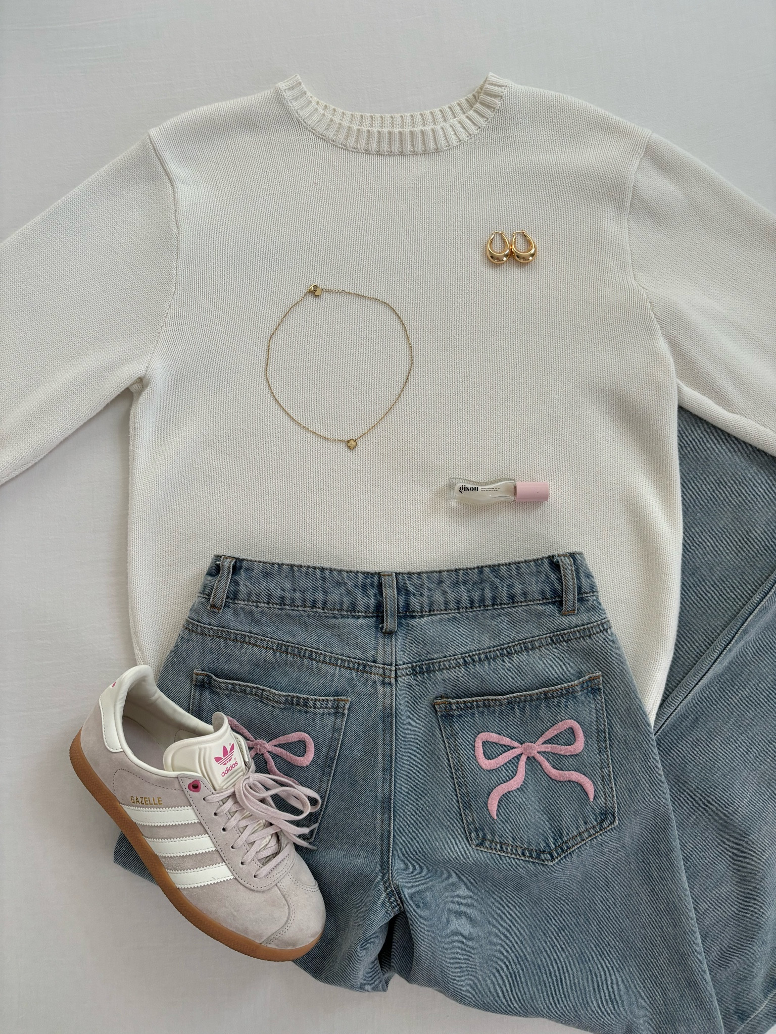 Necklace is from evry jewels