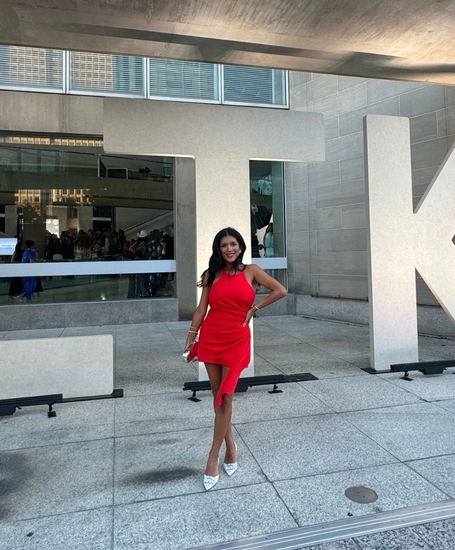 This dress is the moment… flattering, bold, and turns heads every time ❤️

#reddress #nightoutlook #ltkstyle

#LTKootd #LTKstorytime #LTKdayinmylife