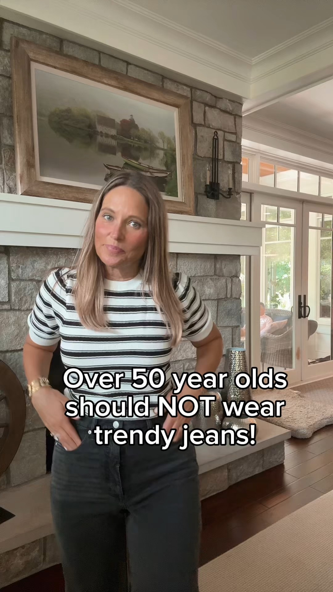 Wear what you Want! FOUND- $28
barrel jeans that are perfect for anyone! Just enough barrel to make them modernly classic, but not too barrel to make them look clowny.
Trust me! It you want to try the trend, these are the way to go! And they are black!
Wearing size 8.