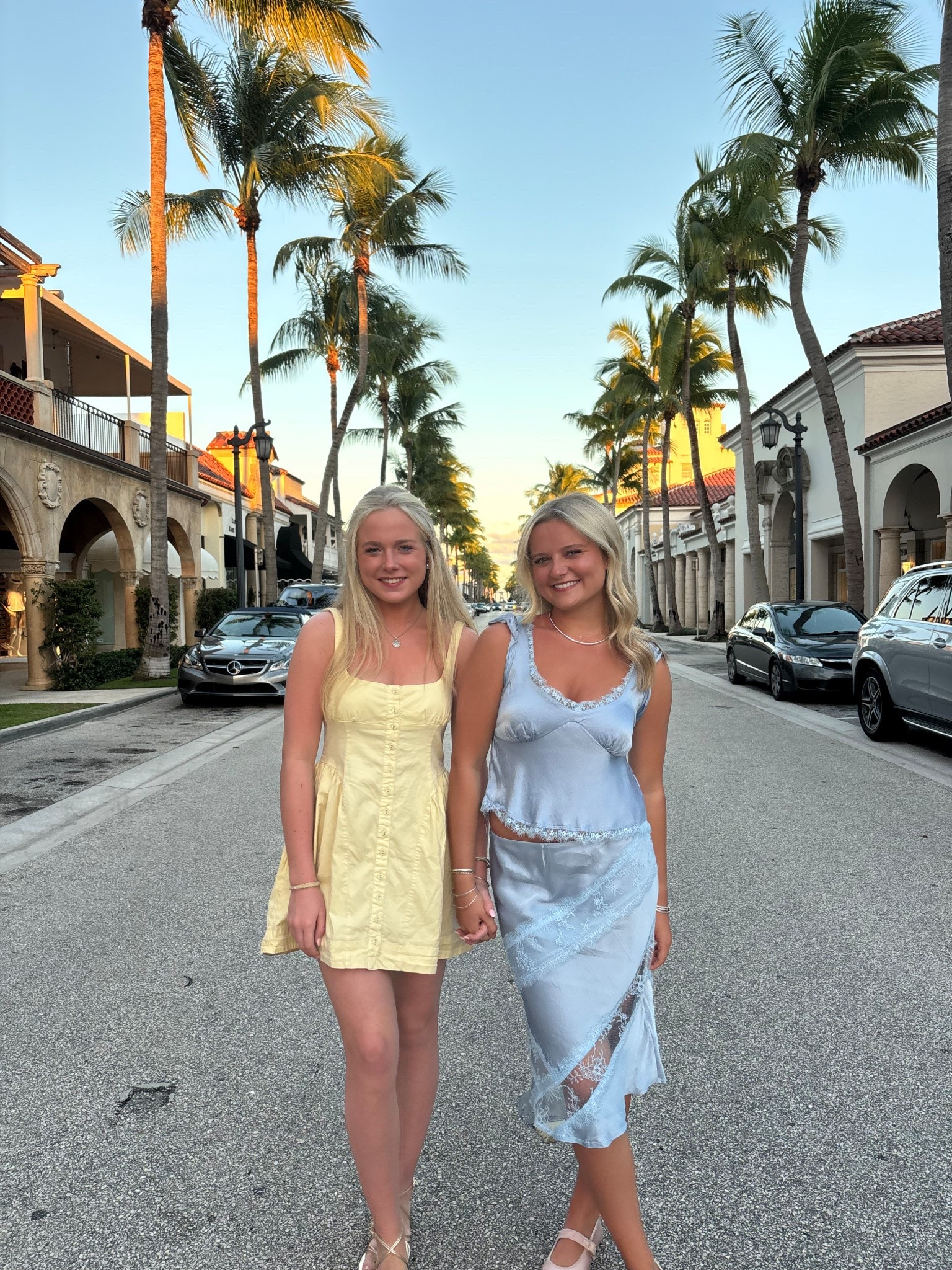 My teens approved this list of great Christmas gift options for the teenaged girl in your life. 