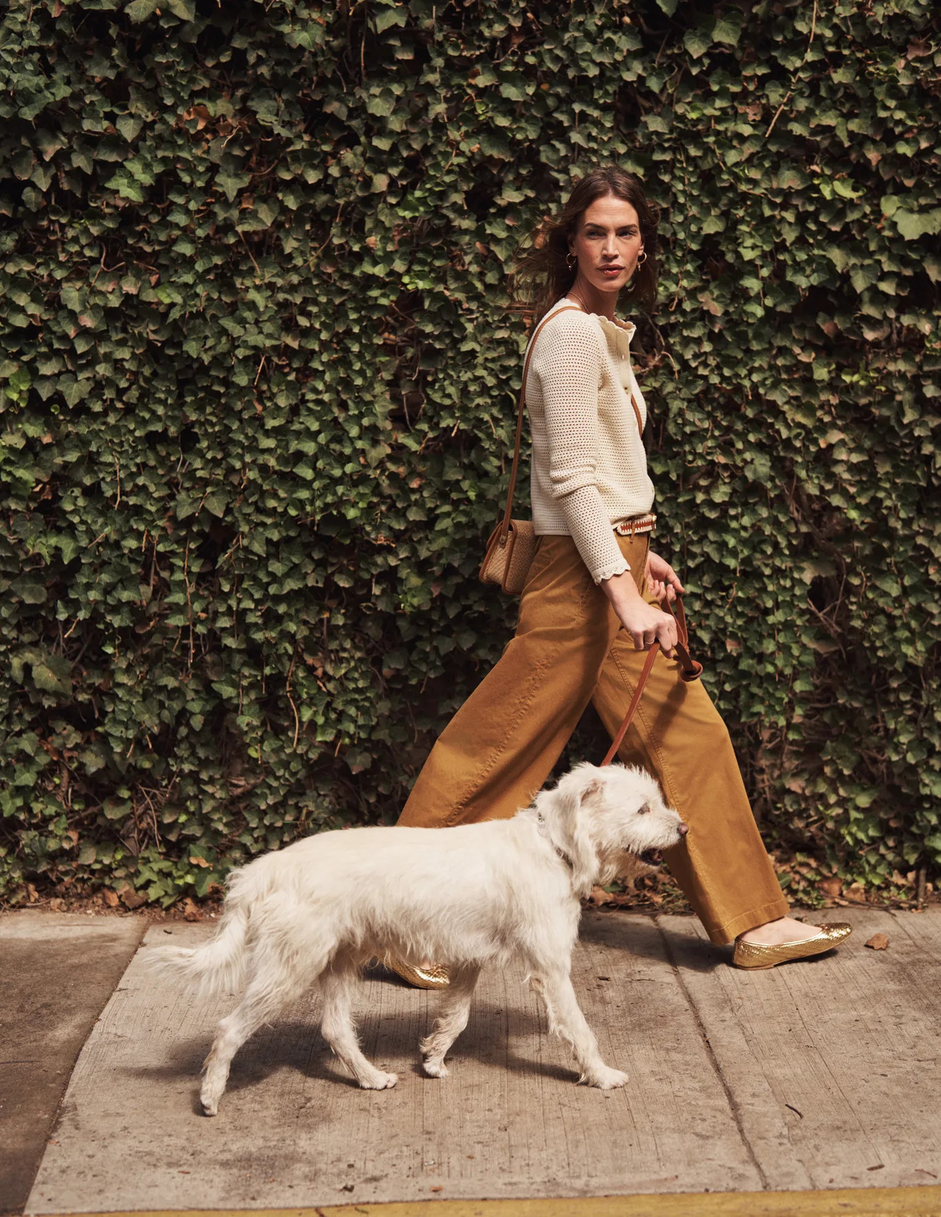 Barnsbury Crop Chino Trousers | Boden (UK & IE)